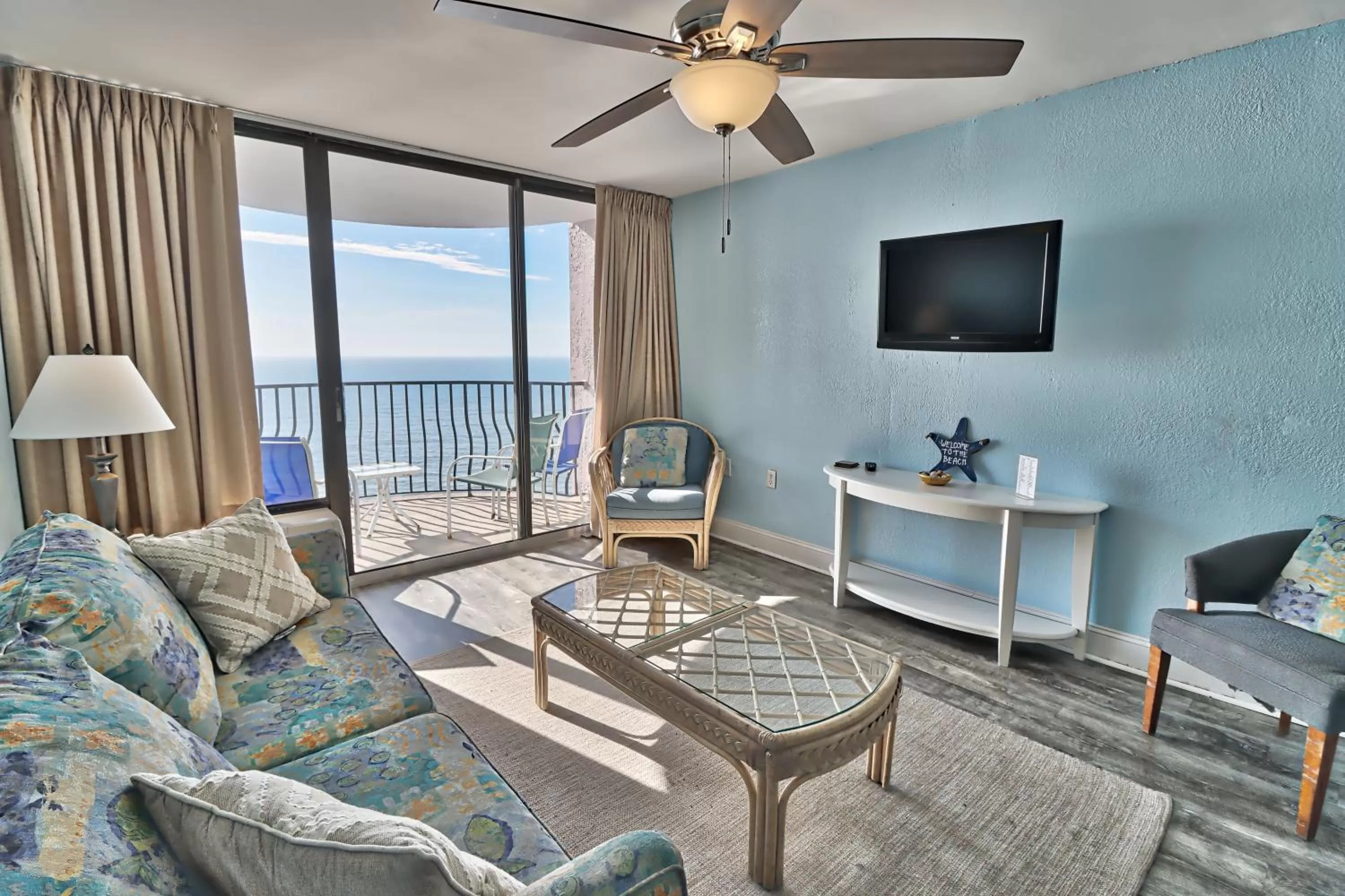 One-Bedroom Apartment in Suites at the Beach