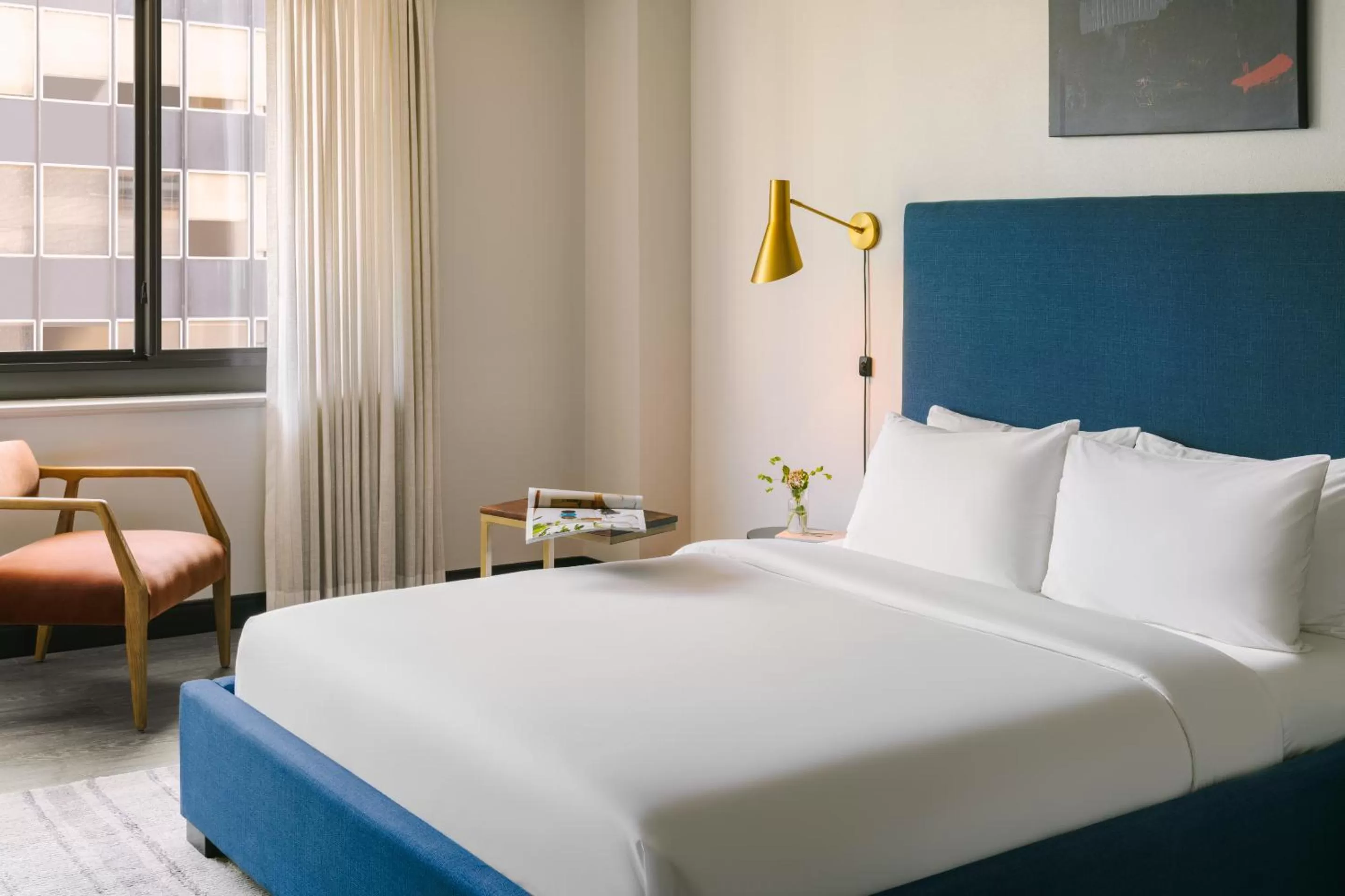 Standard Queen Room in The Quincy, an Ascend Collection Hotel