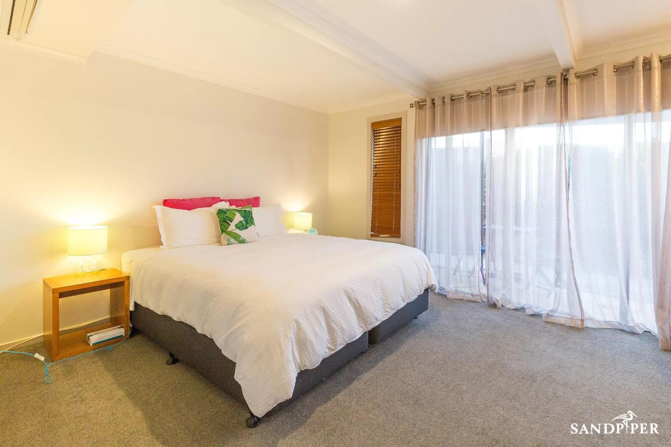 King Room with Terrace in Sandpiper Motel Apollo Bay