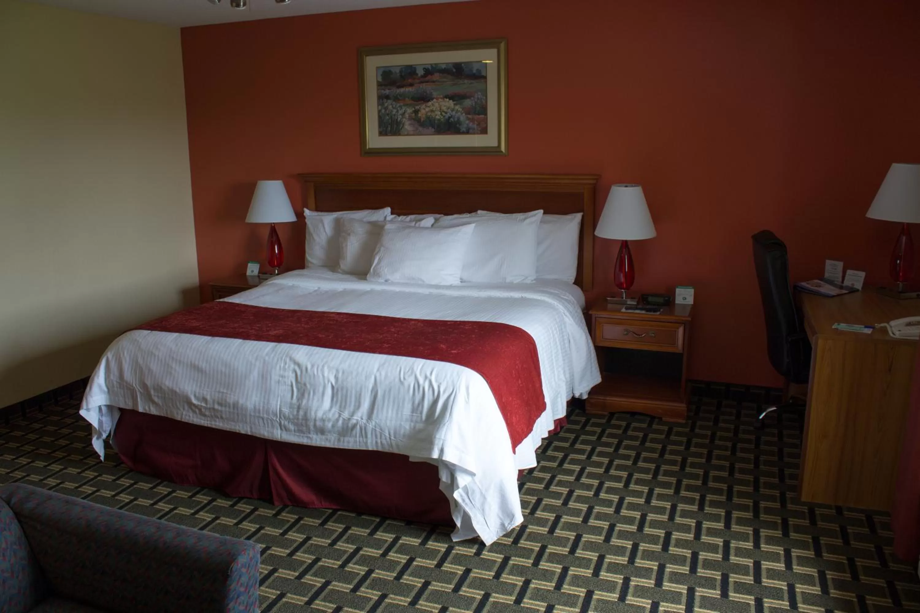 King Room - Disability Access/Non-Smoking in Baymont by Wyndham Springfield IL