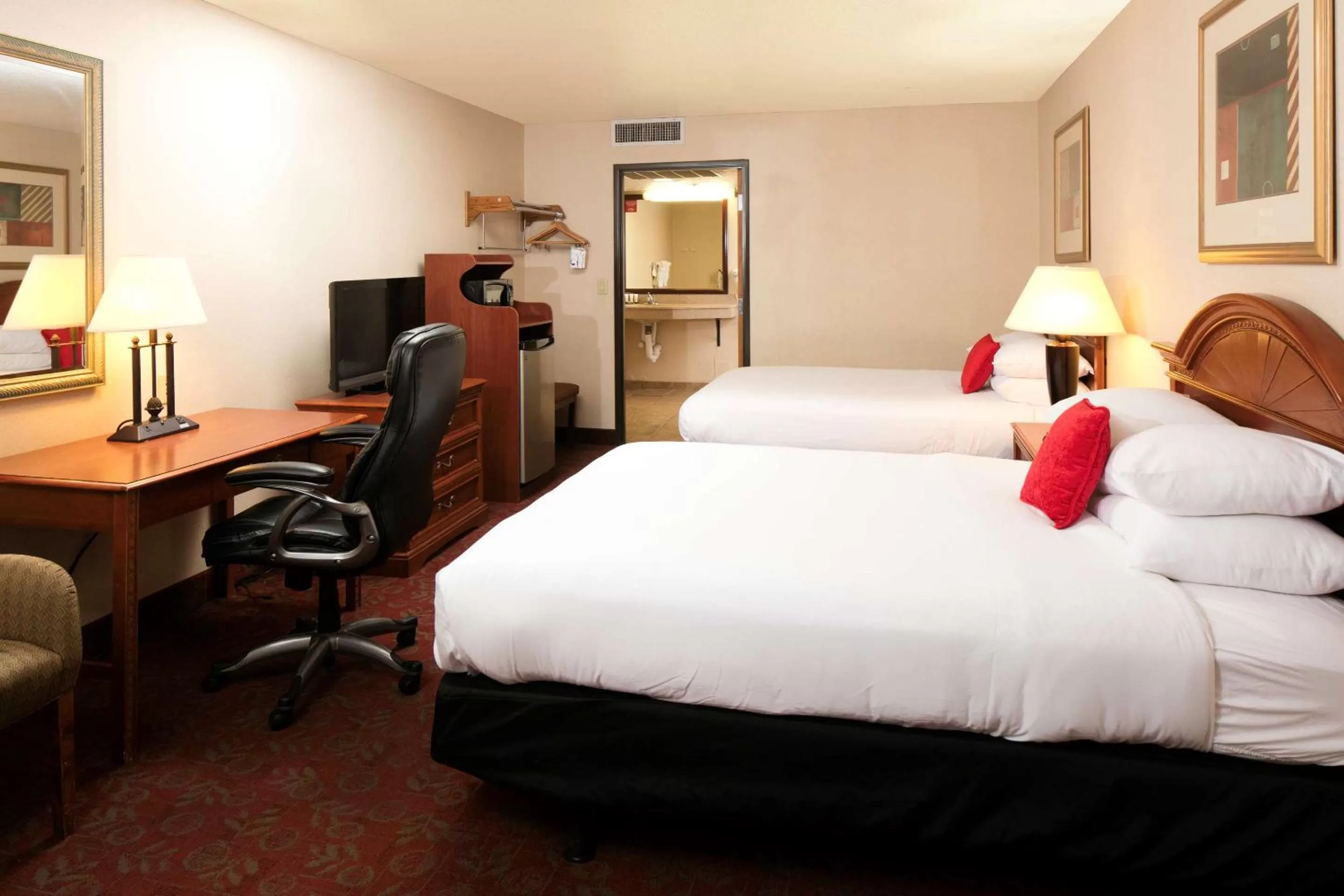Queen Room with Two Queen Beds - Disability Access/Non-Smoking in Red Lion Hotel and Conference Center St. George