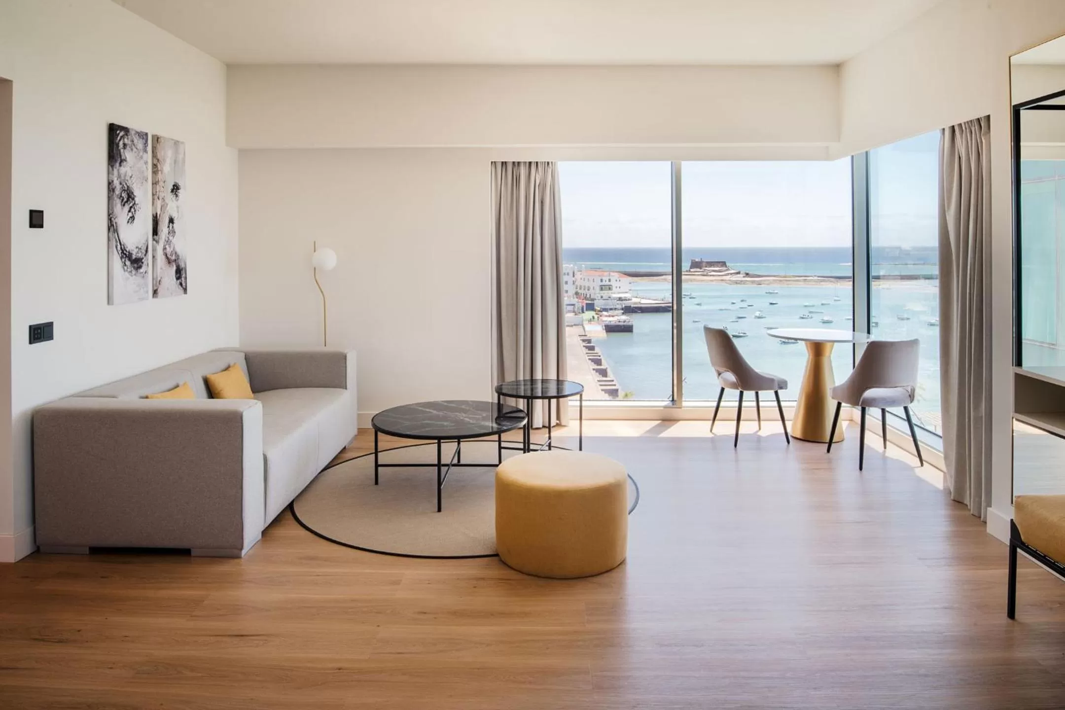 Suite with Sea View in Arrecife Gran Hotel & Spa