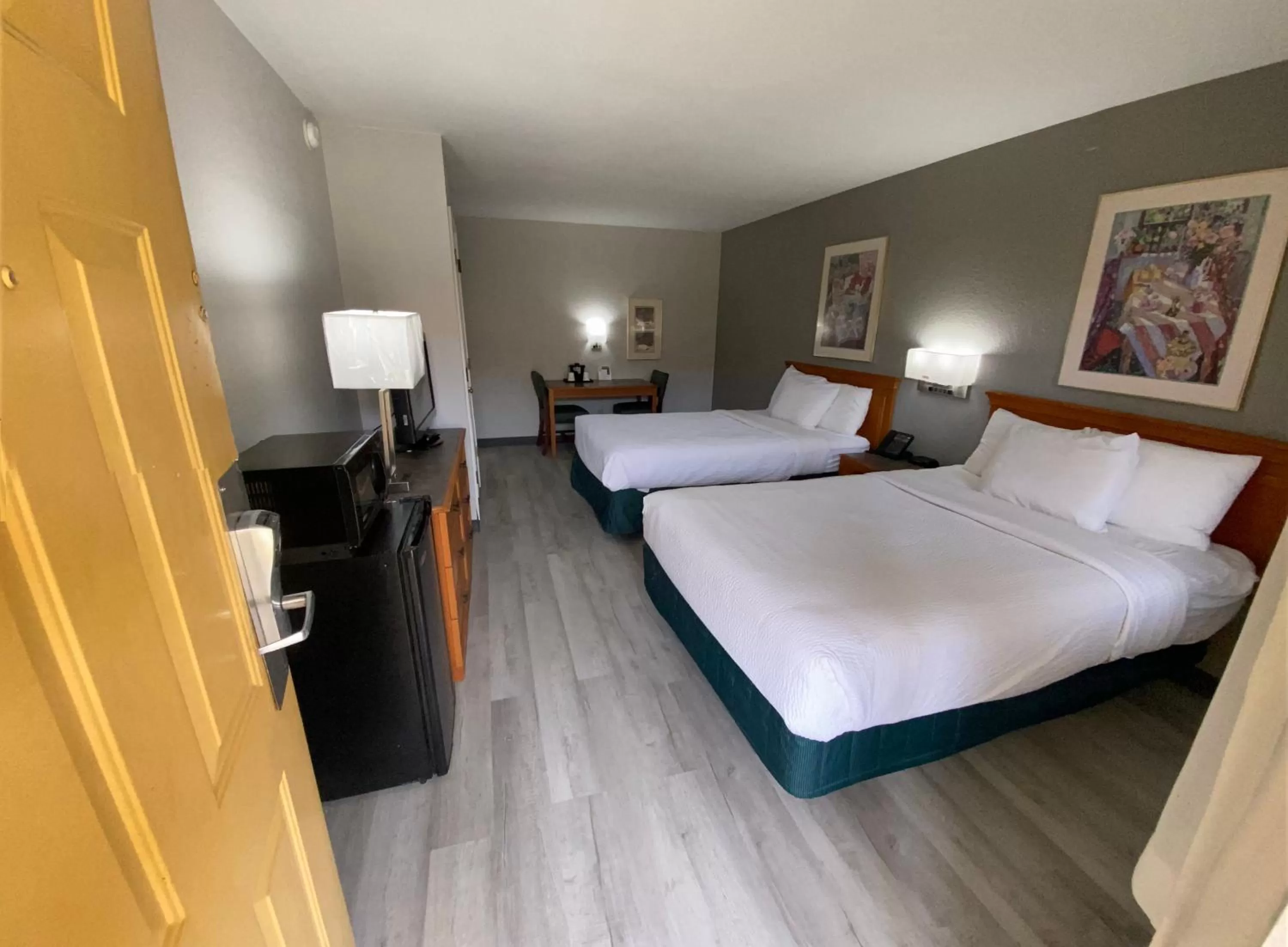 Double Room with Bathtub - Mobility/Hearing Accessible/Non-Smoking in La Quinta Inn by Wyndham Tyler