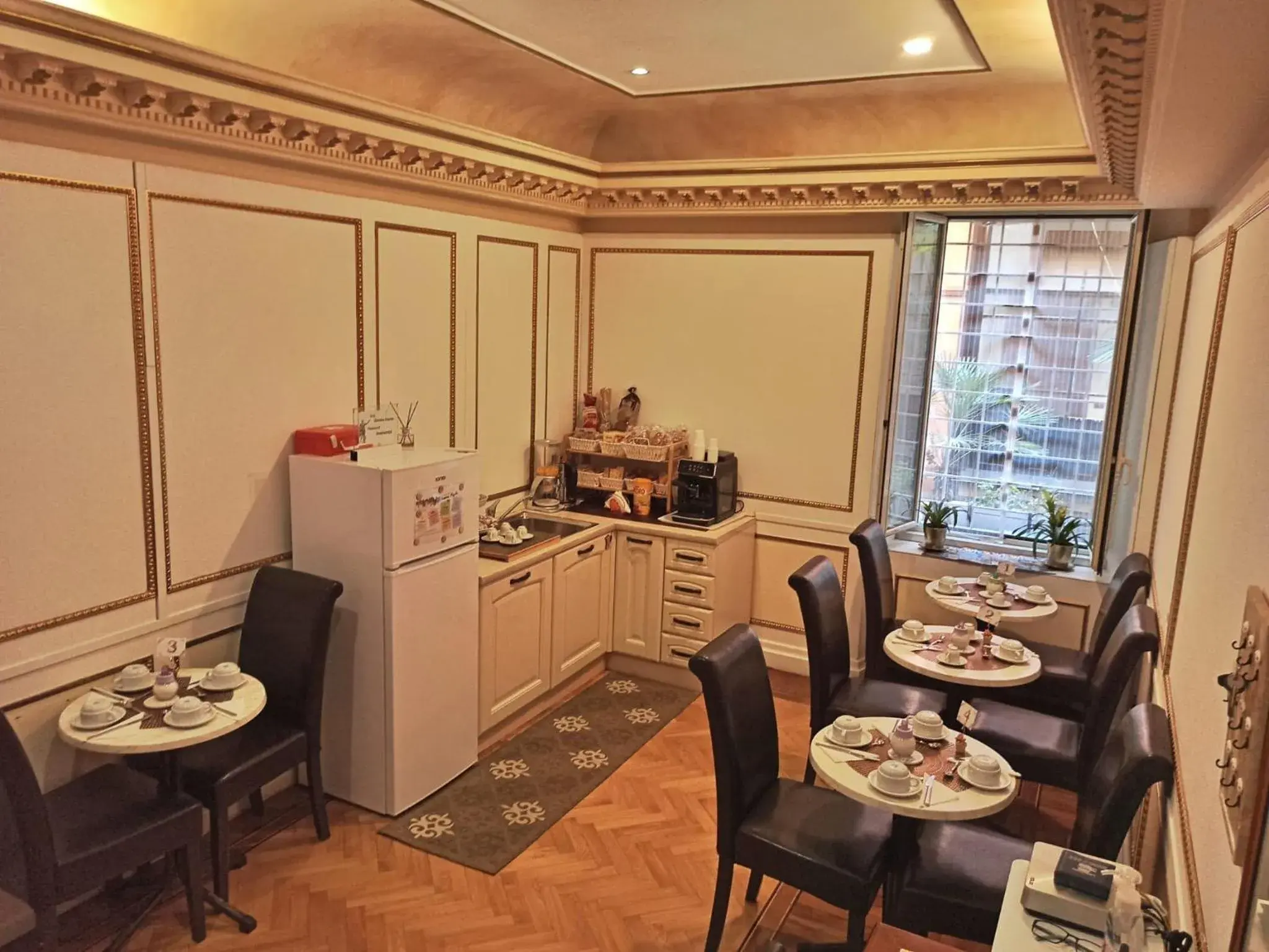 Domina Popolo Domina Popolo