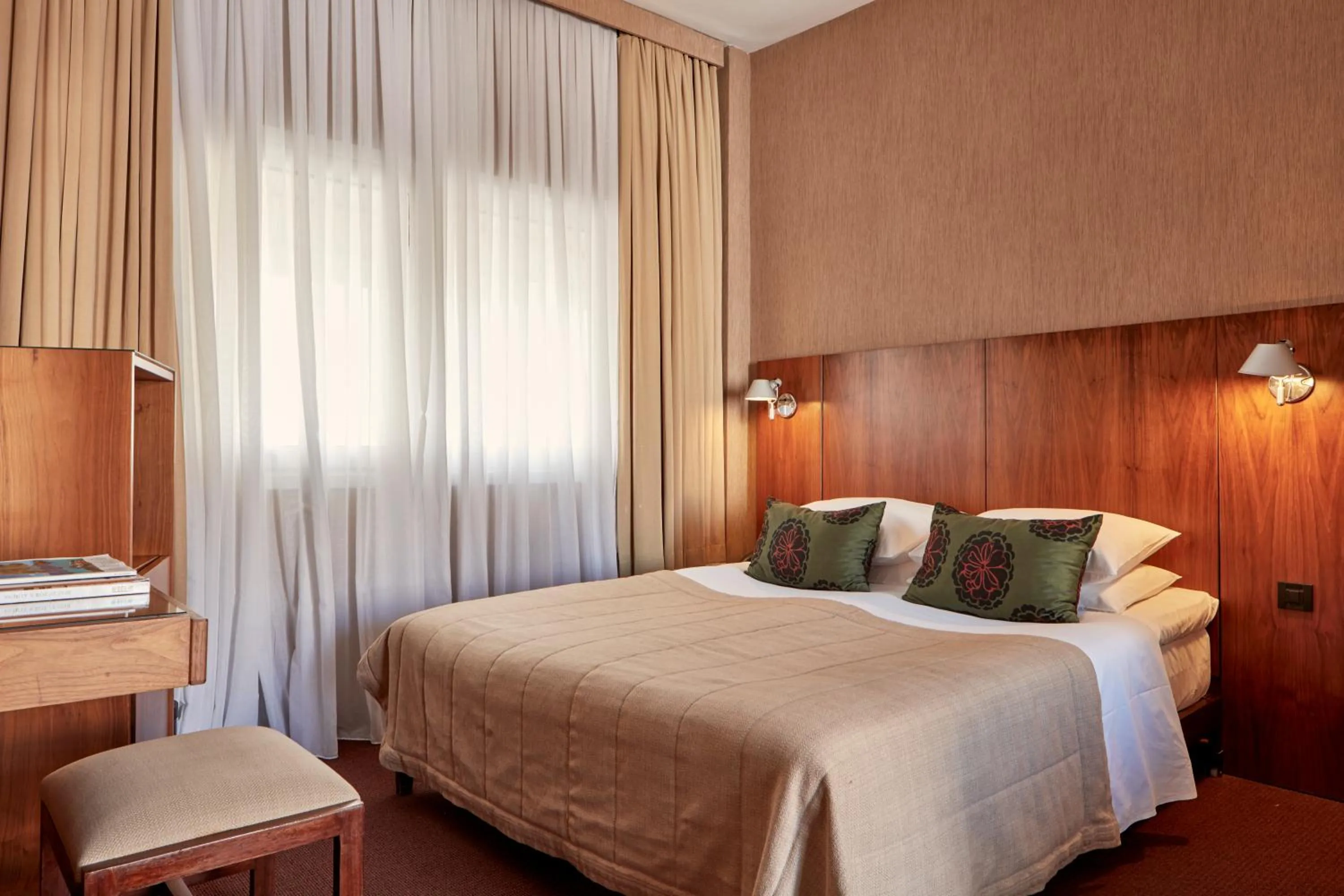 Small Double Room with Acropolis View in Philippos Hotel
