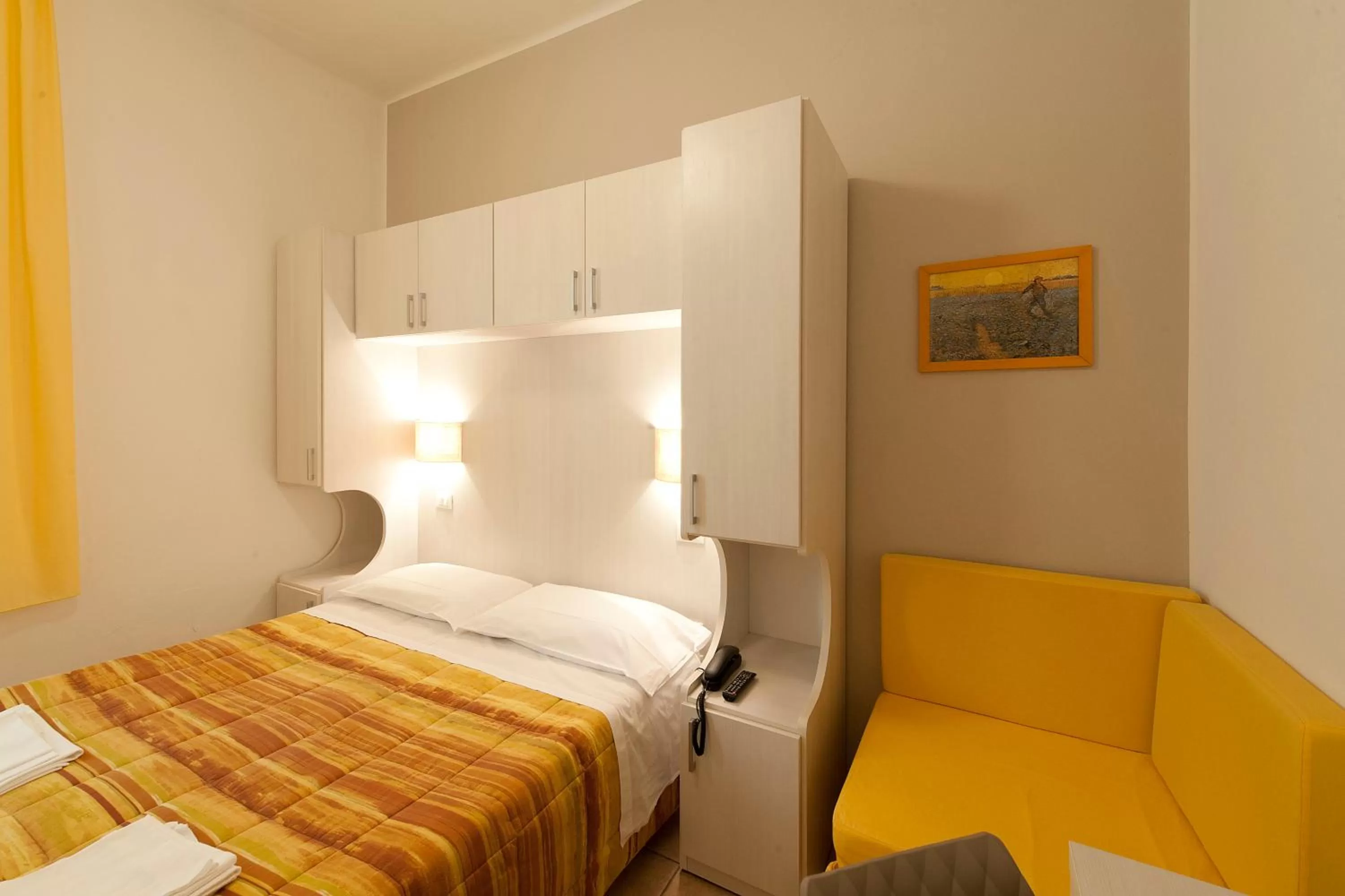 Double or Twin Room in Hotel Gardenia