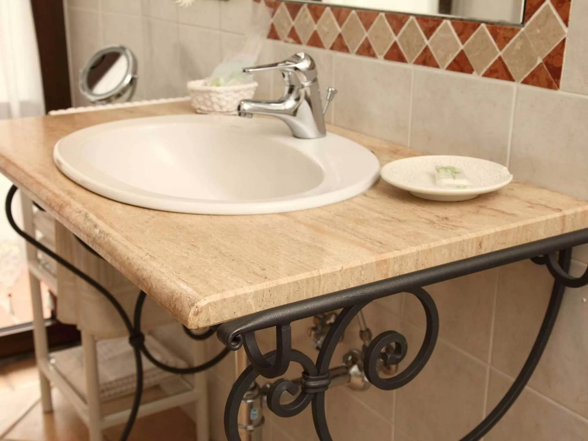 Double Room (1 Adult + 1 Child) in Albergo Le Macinaie - Monte Amiata