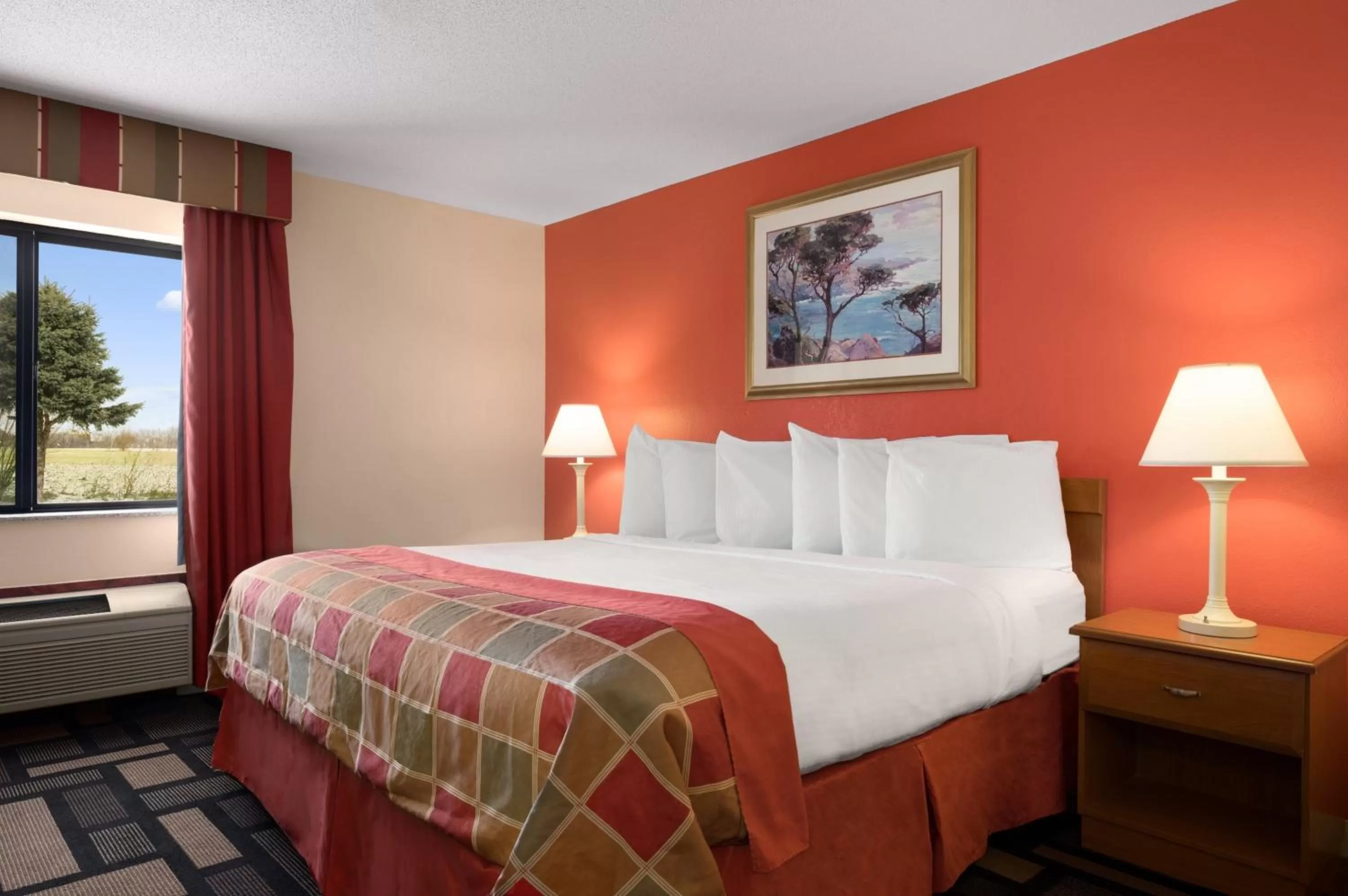 Deluxe King Suite - Non-Smoking in Baymont by Wyndham Springfield IL