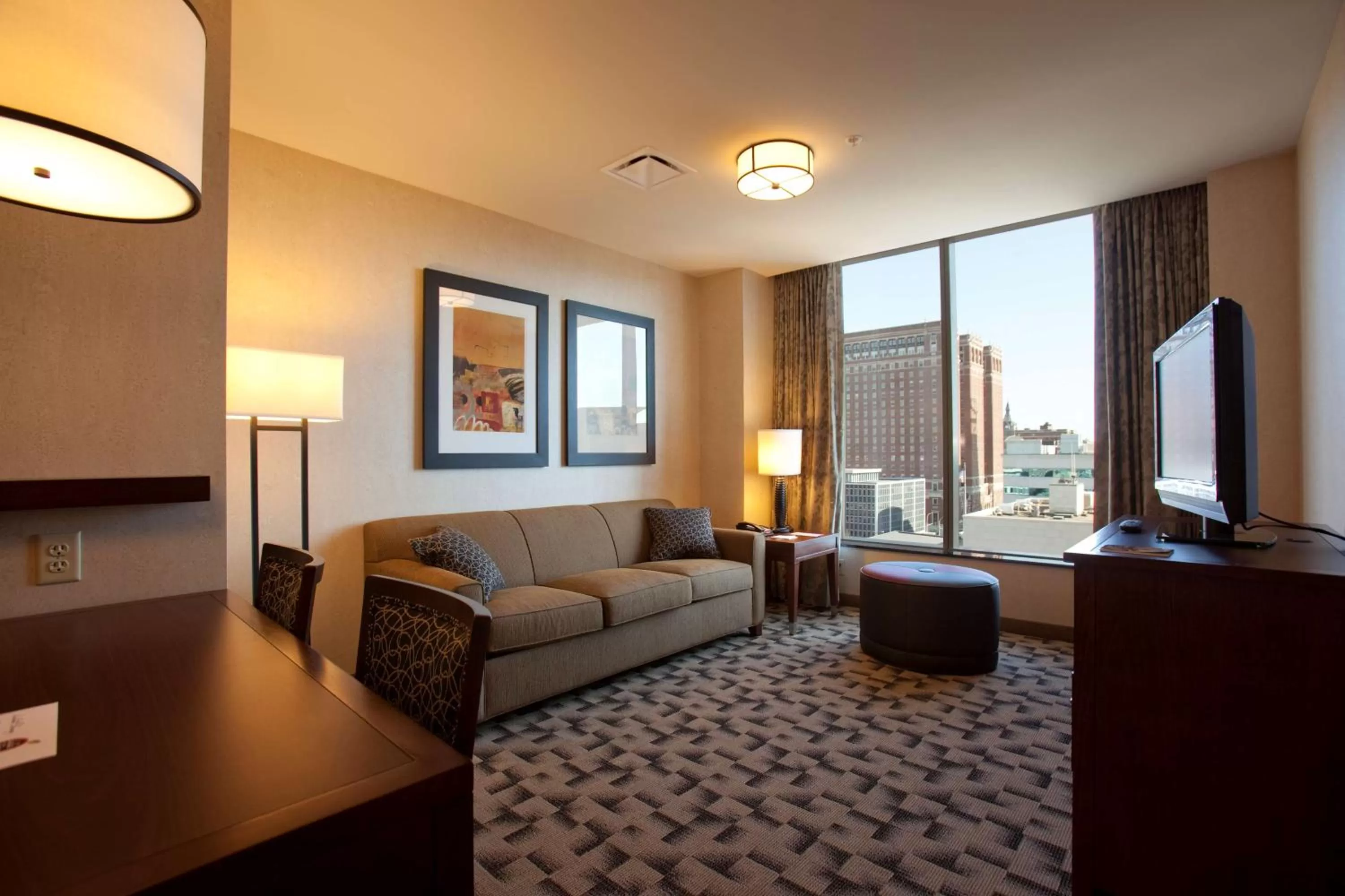 Premium King Suite in Embassy Suites Buffalo