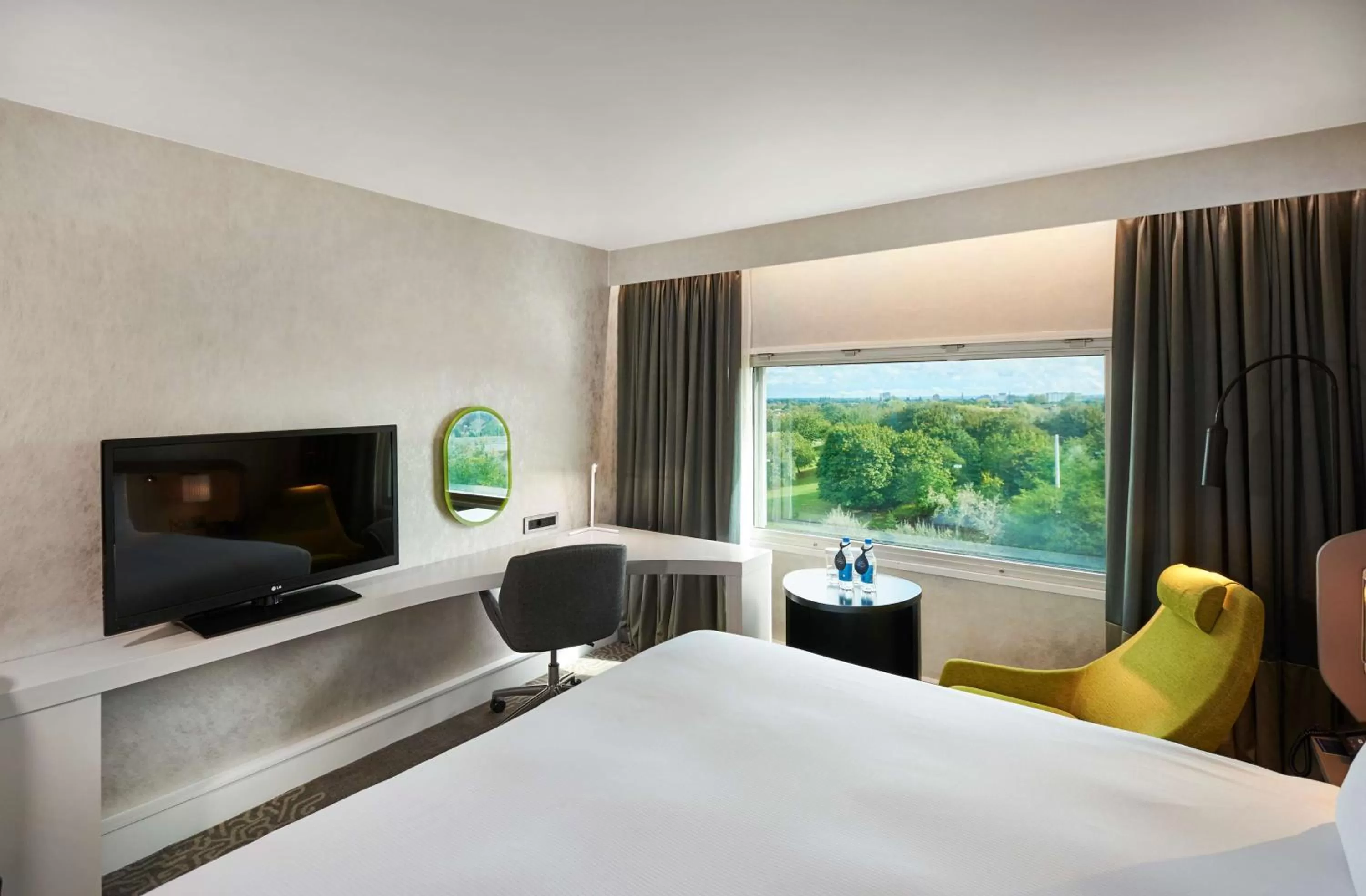 Deluxe King Room in Hilton London Heathrow Airport
