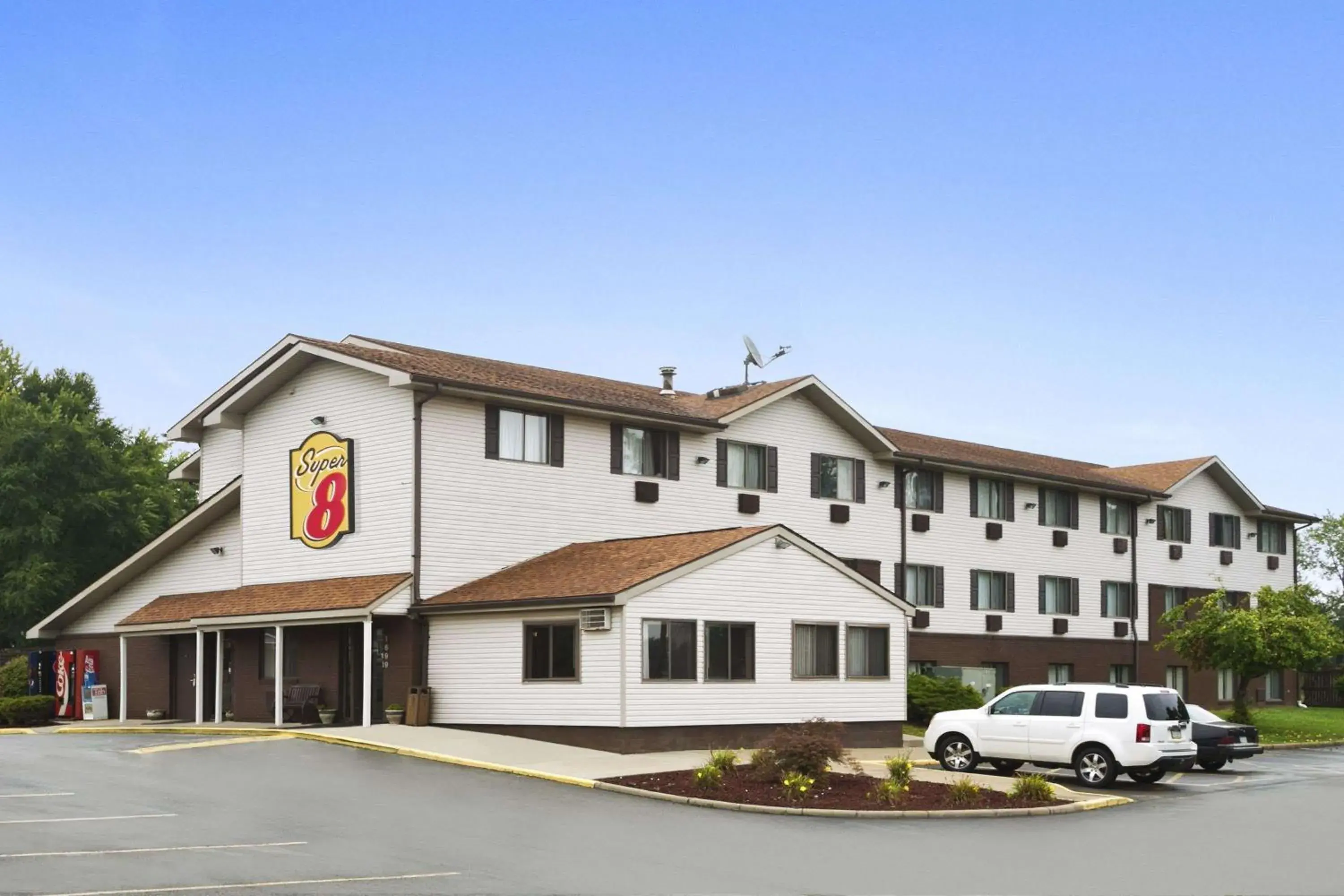 Super 8 by Wyndham New Castle Super 8 by Wyndham New Castle