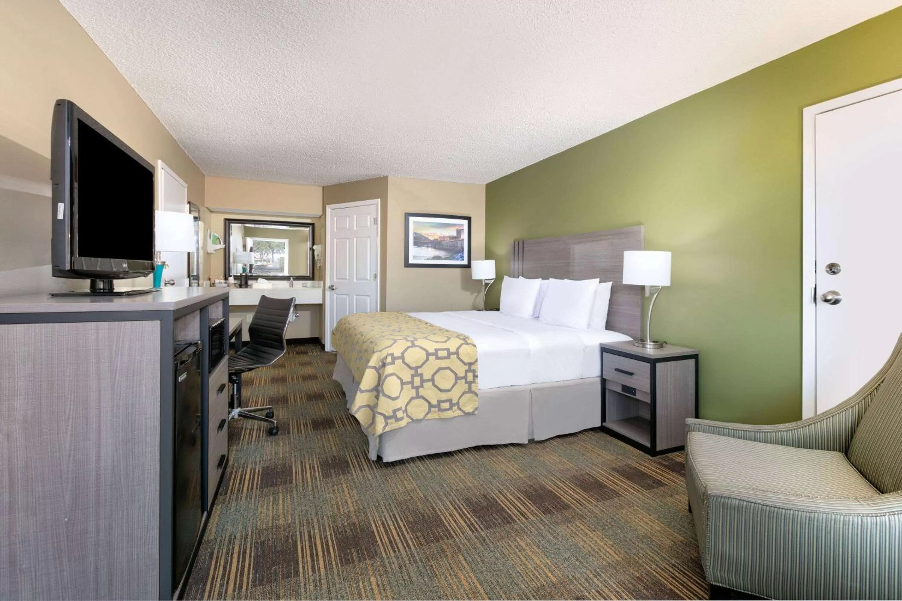 King Room - Non-Smoking in Baymont by Wyndham Prattville - Montgomery