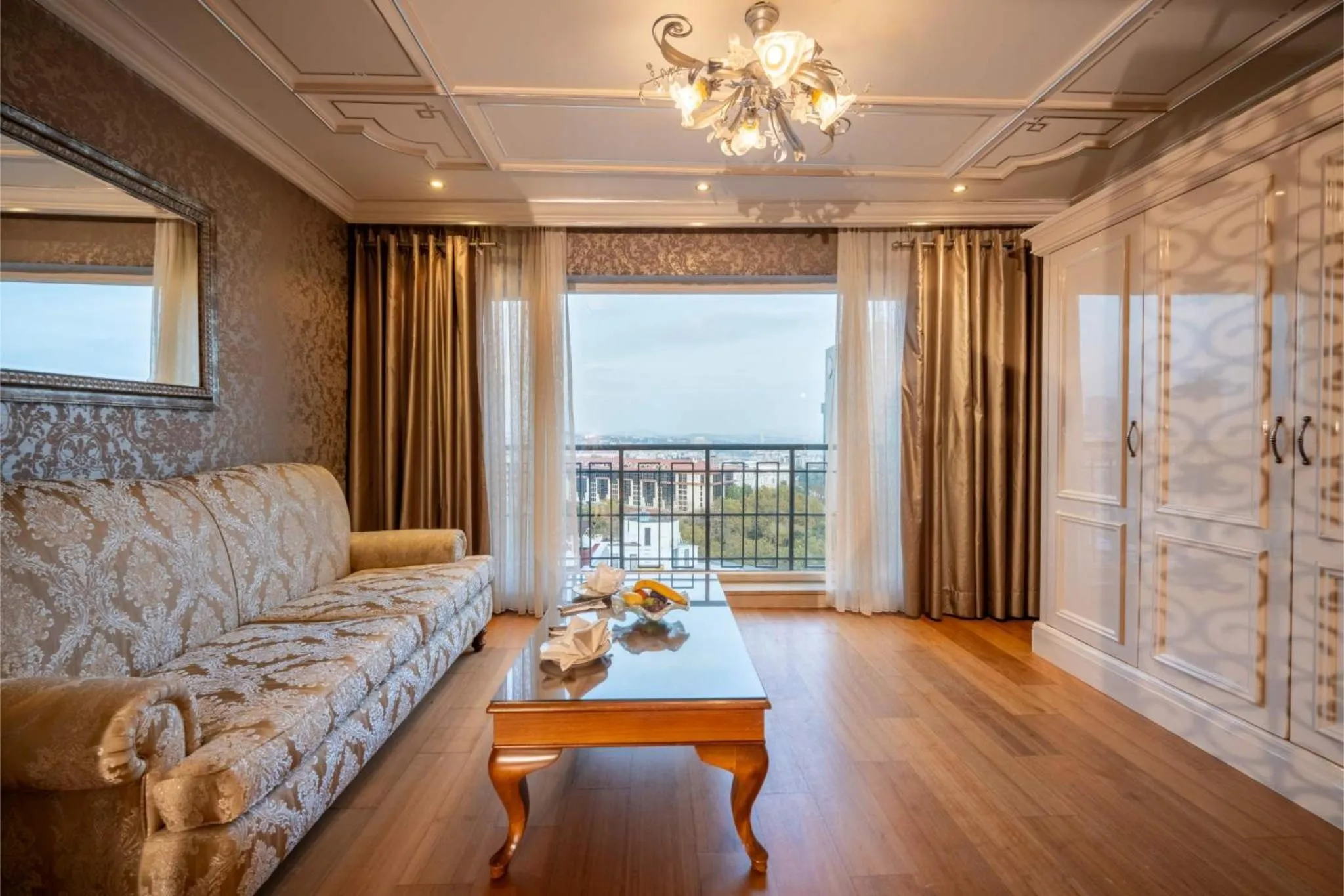 Suite with Bosphorus View and Spa Bath in The Central Palace Taksim