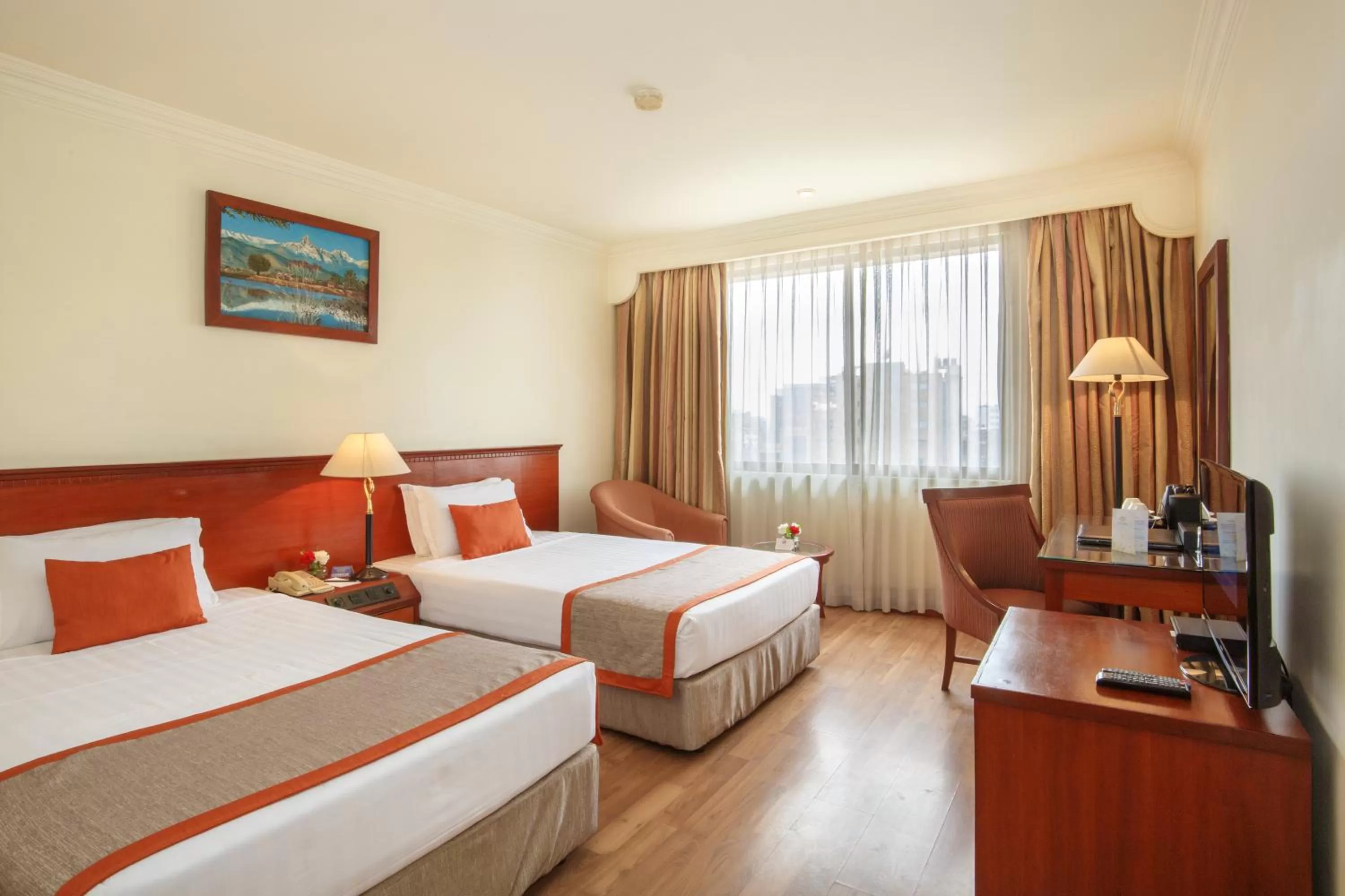 Deluxe Twin Room in Royal Singi Hotel