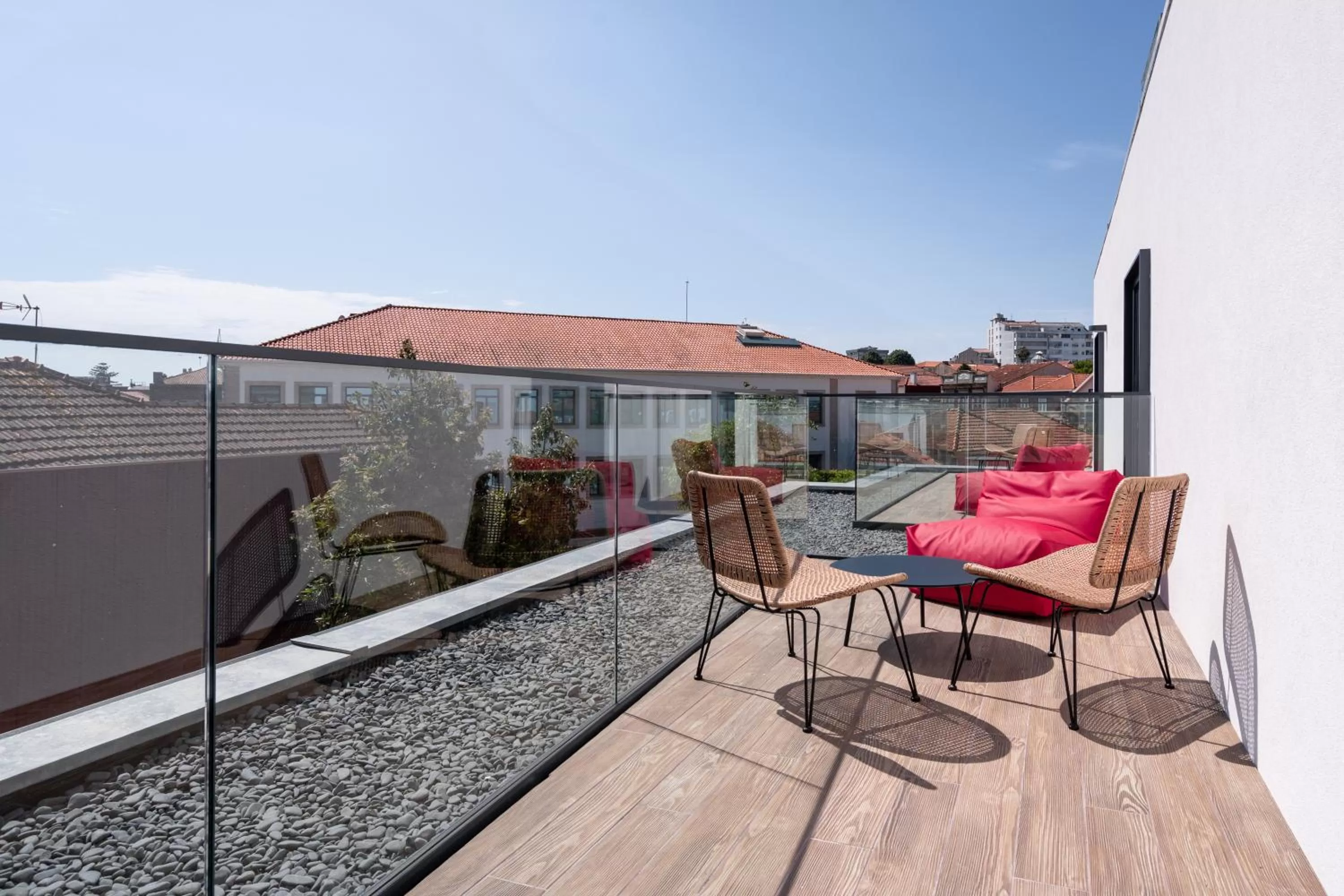 Superior with terrace in The Editory Garden Porto Hotel
