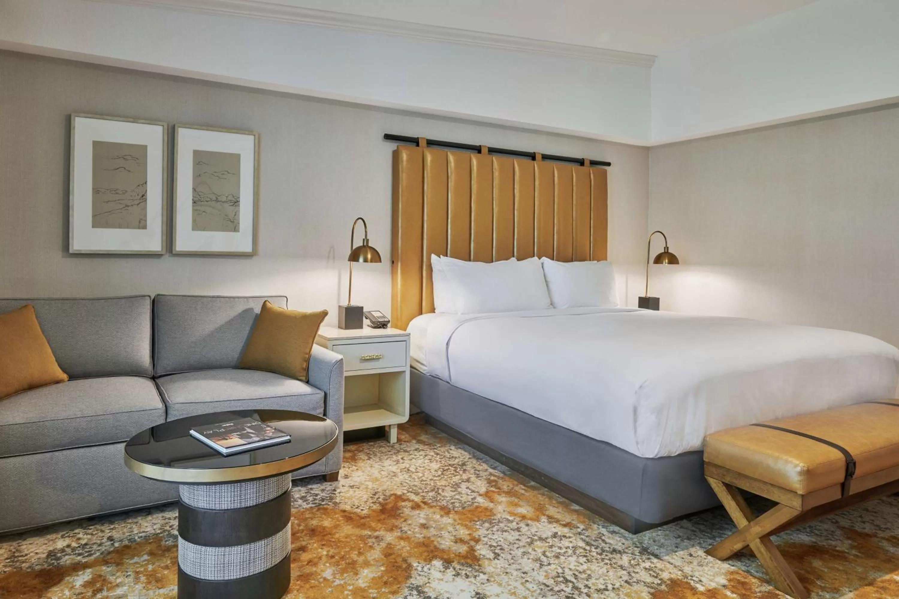 King Room in The Inn at Saratoga, Tapestry Collection by Hilton