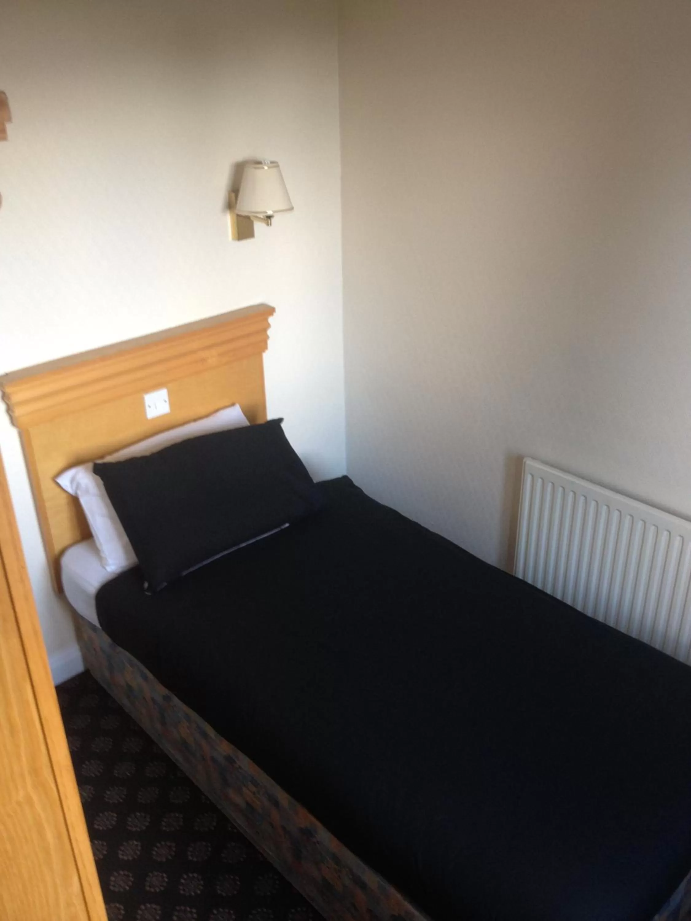 Single Room with Shared Bathroom - single occupancy in The Miners Arms