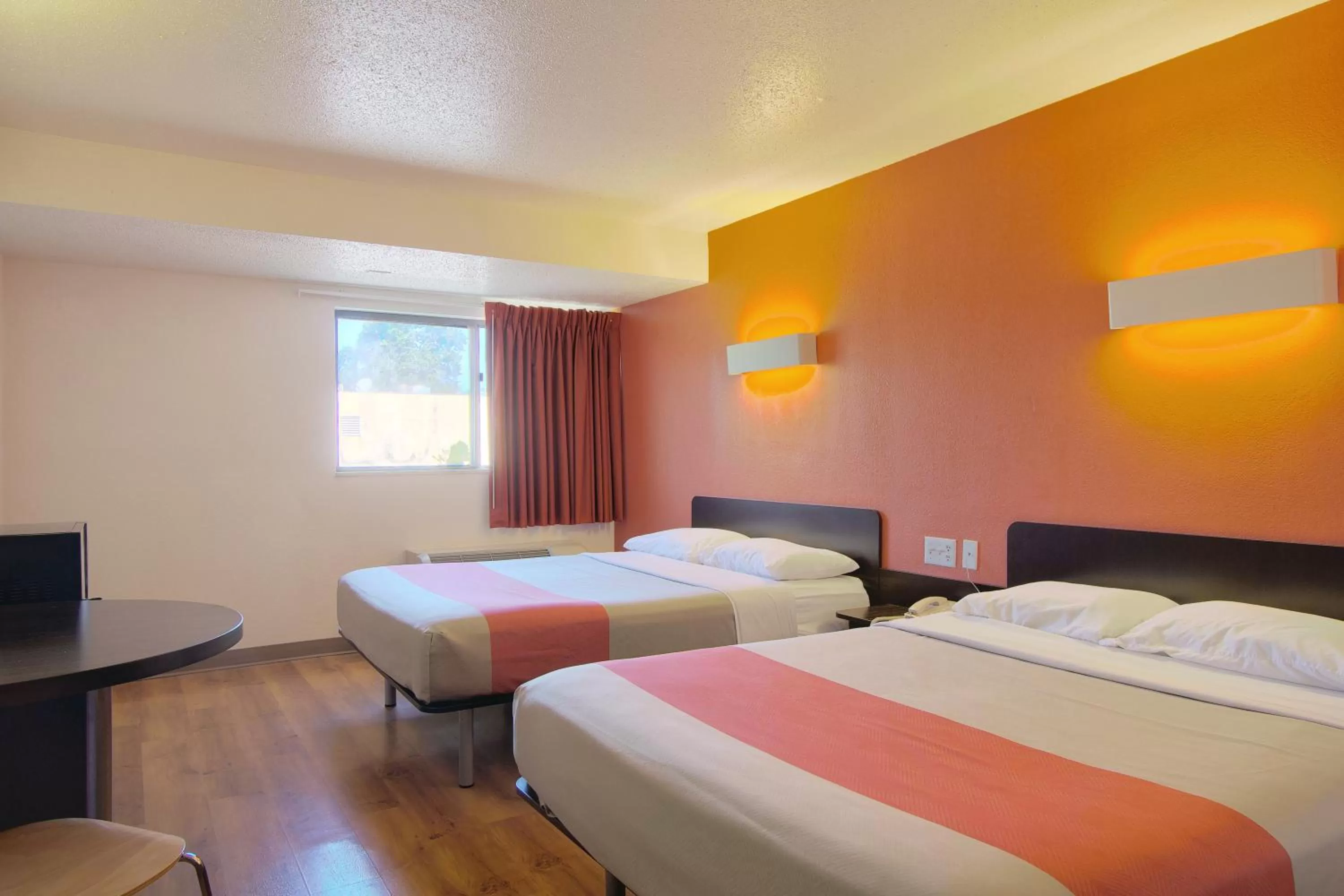 Deluxe Queen Room with Two Queen Beds - single occupancy in Motel 6-Piscataway, NJ