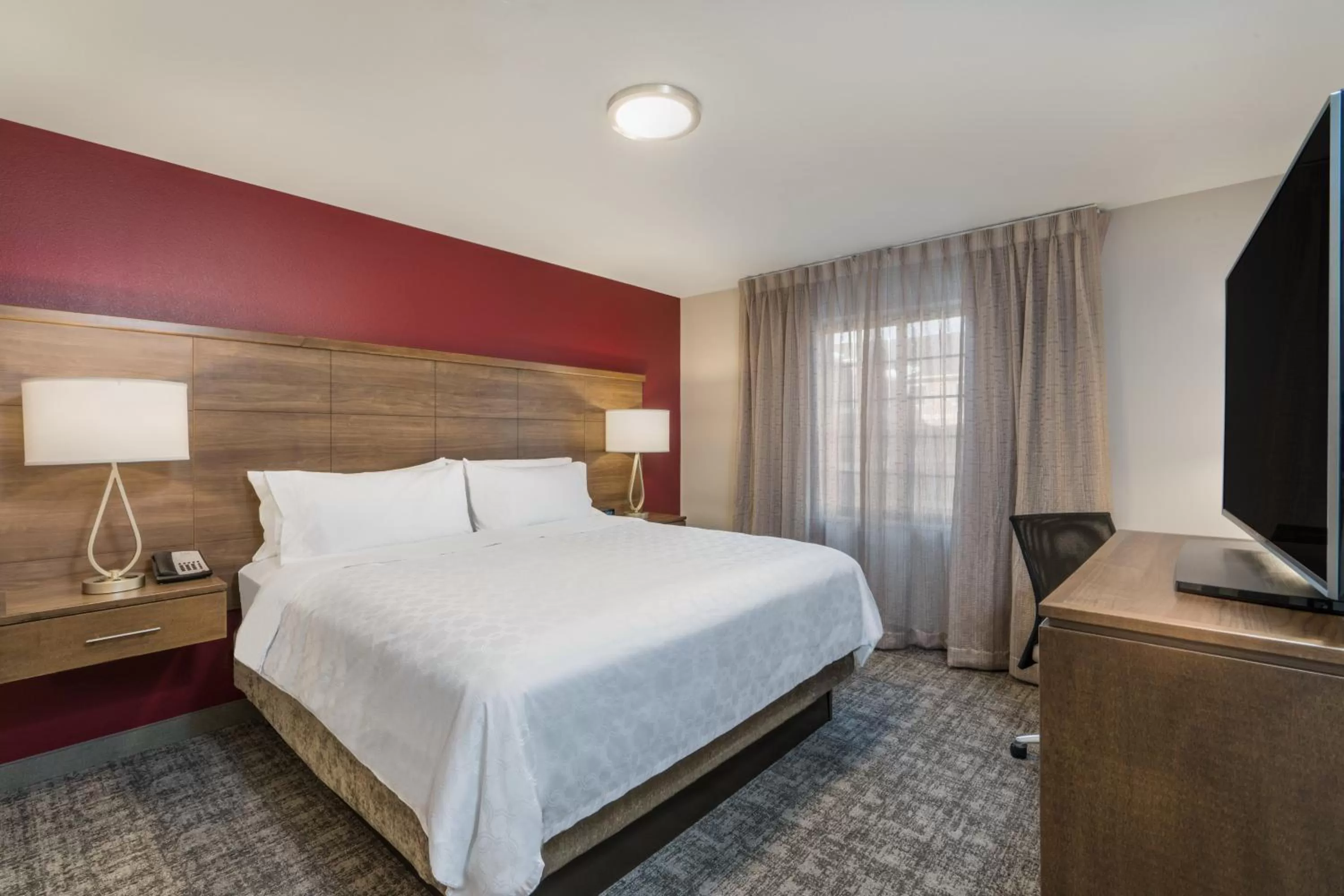 One-Bedroom Queen Suite -Non-Smoking in Staybridge Suites Anchorage by IHG