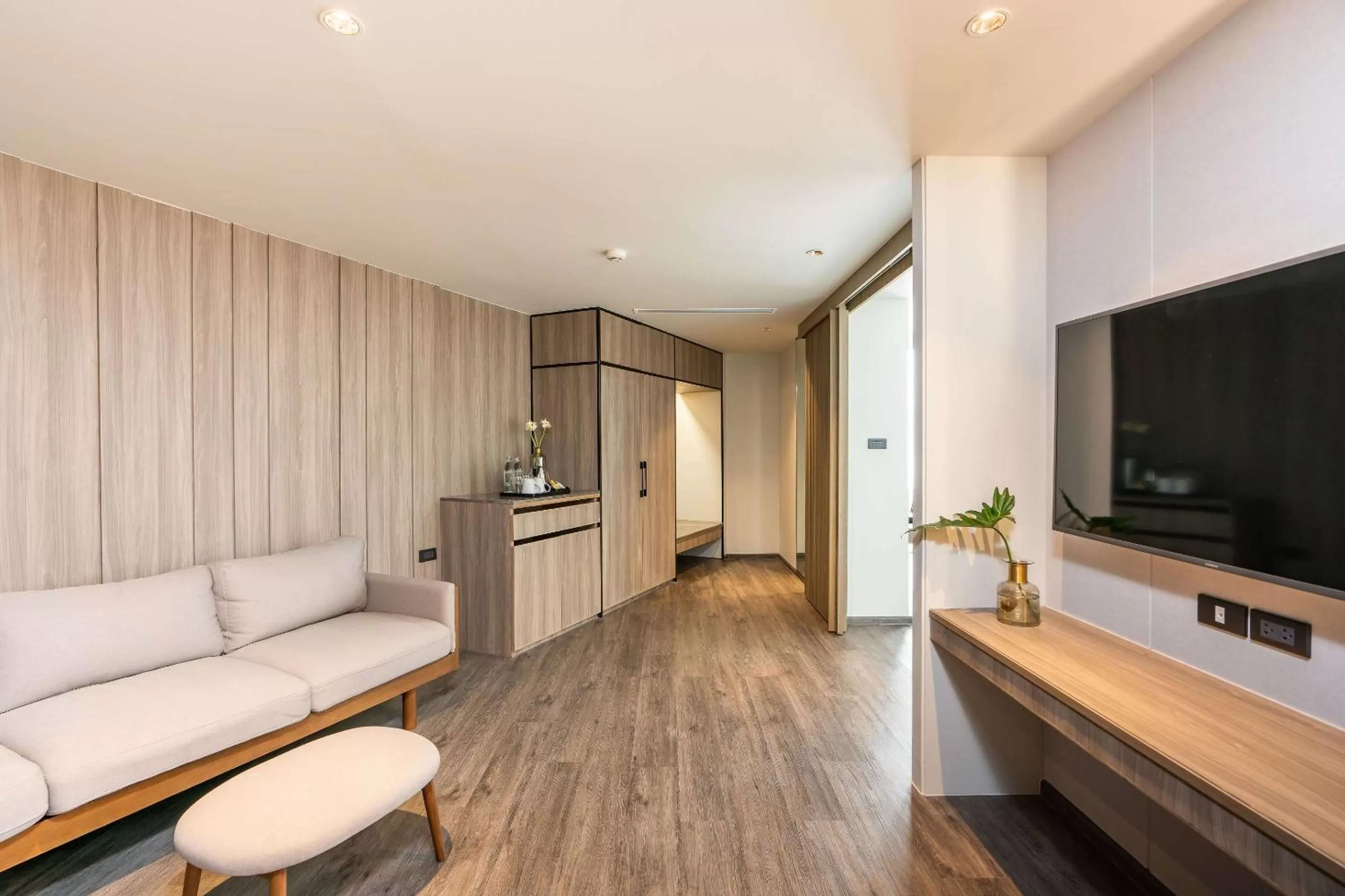 Double Suite with City View - Non-Smoking in Best Western Plus Nexen Pattaya