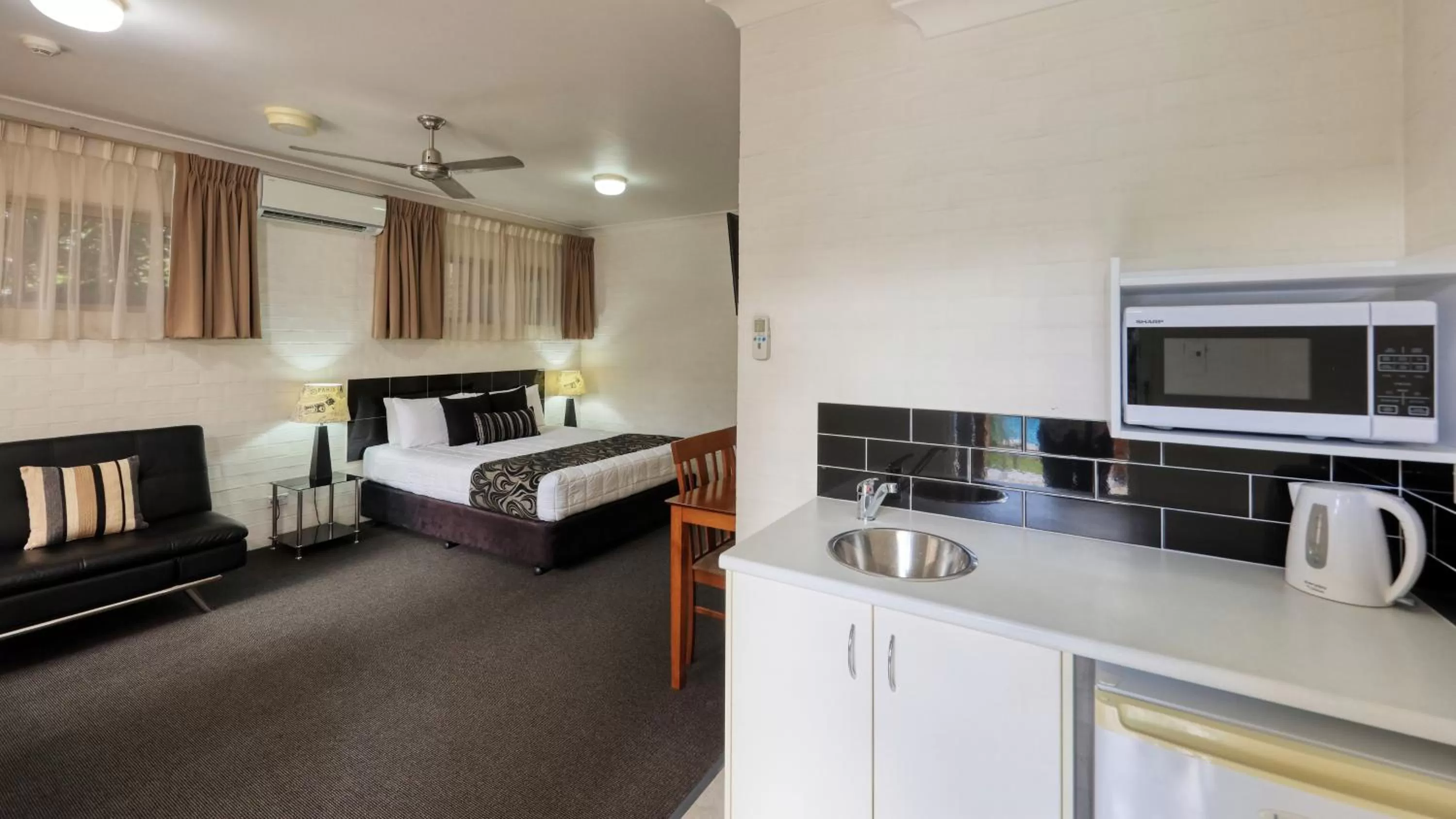 Family Room in Heritage River Motor Inn