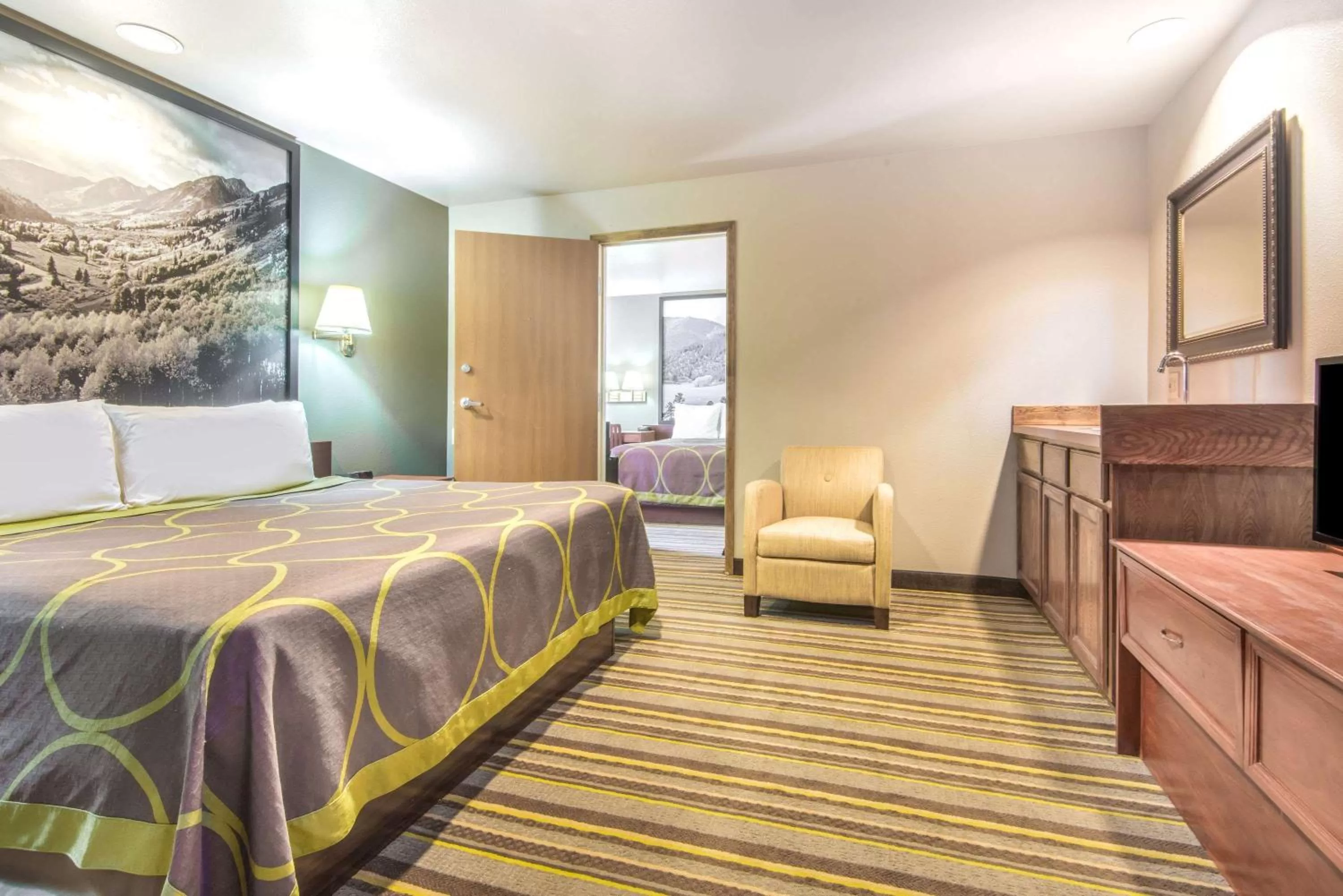 Two-Bedroom Suite with One King Bed and Two Queen Beds  - Non-Smoking in Super 8 by Wyndham Buena Vista