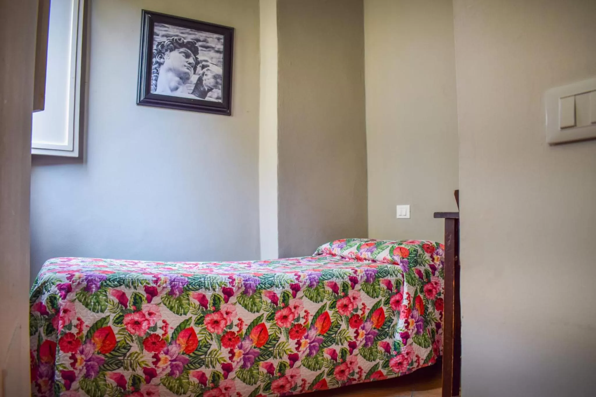 Single Room in Hotel Medici