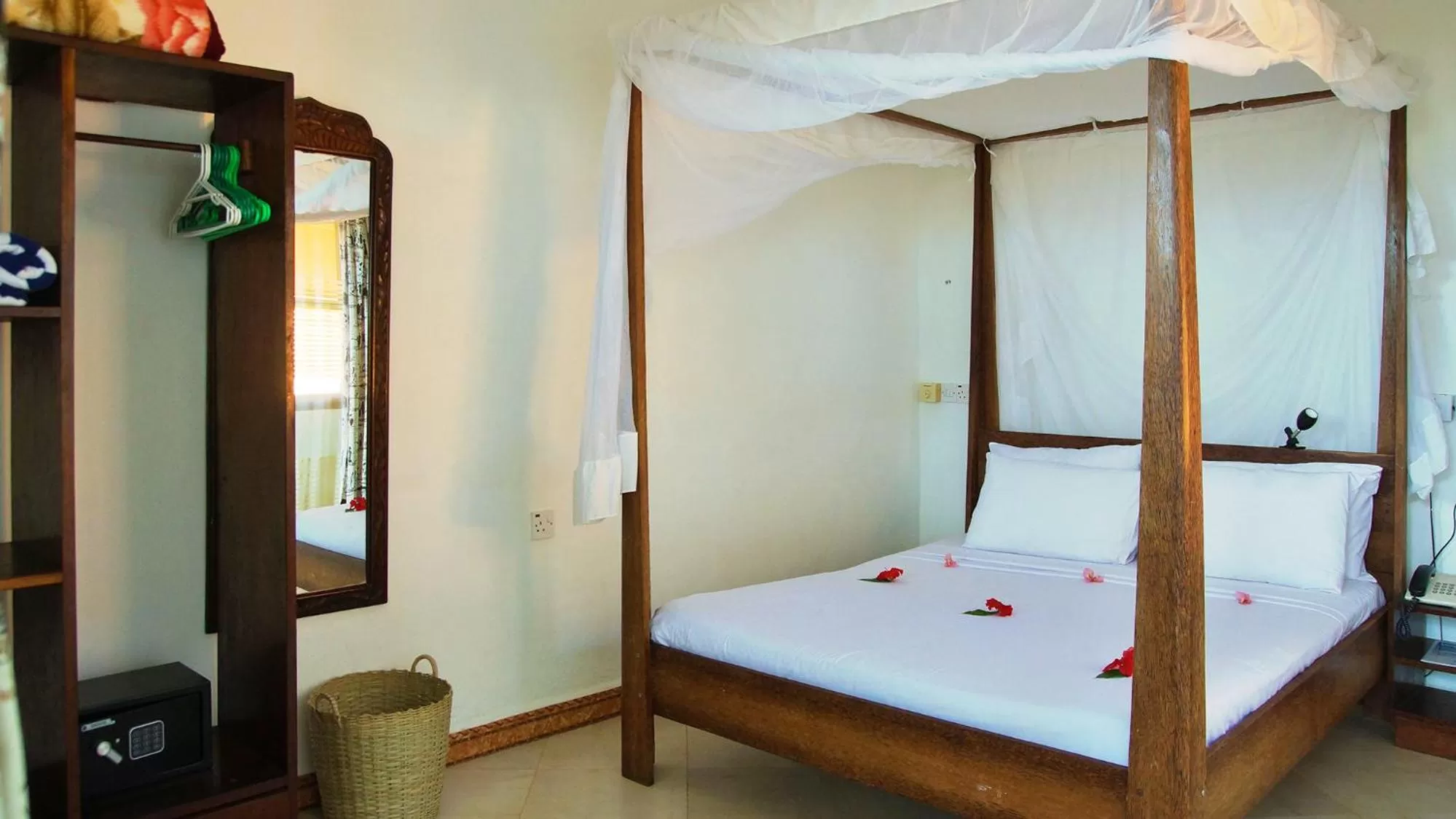 Double or Twin Room with Garden View in Mnarani Beach Cottages