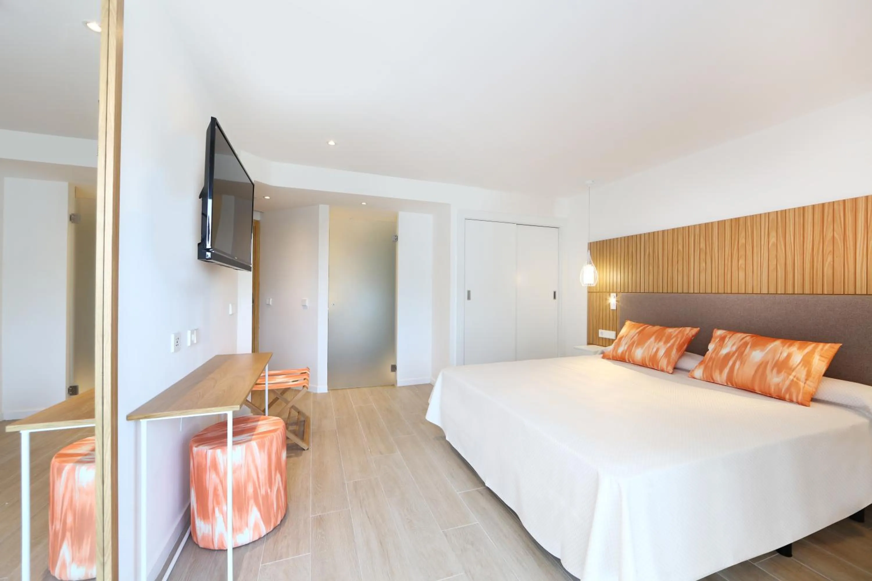 Twin Room in Iberostar Waves Playa de Muro