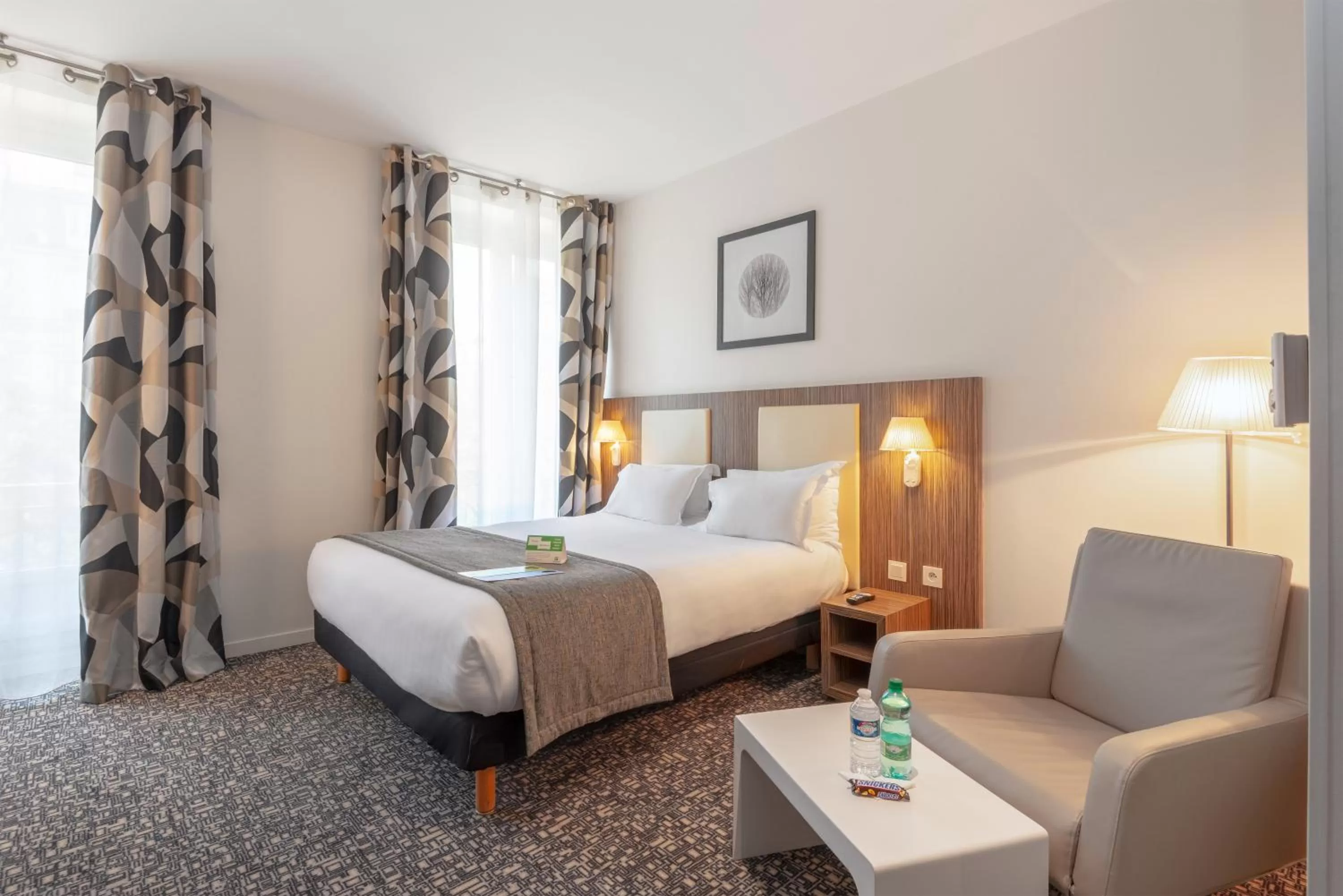 Queen Suite in Holiday Inn Paris Opéra - Grands Boulevards by IHG