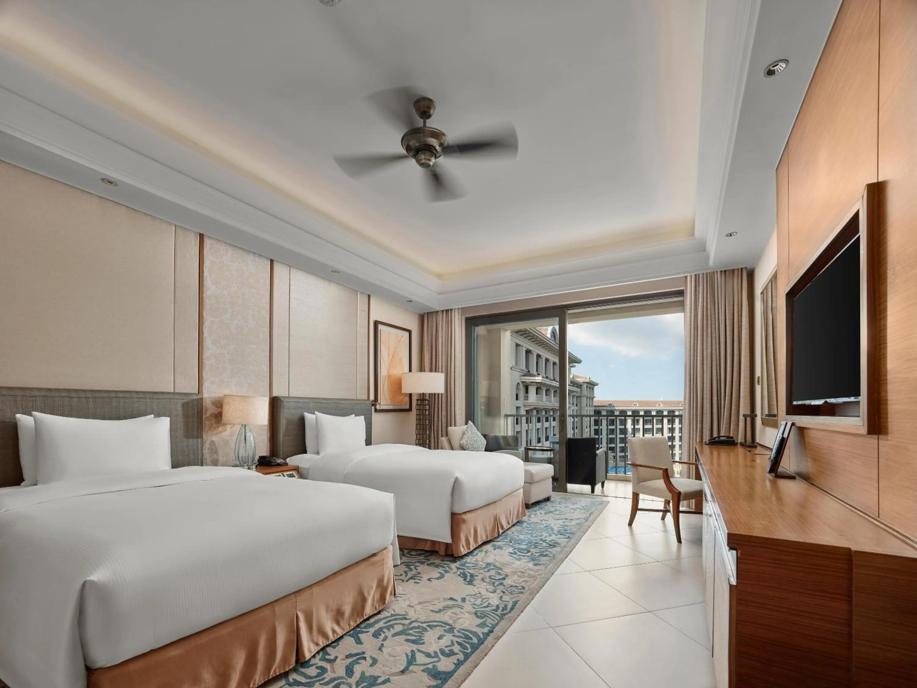 Deluxe Twin Room with Garden View in Hilton Haikou Meilan - Beachfront Hotel
