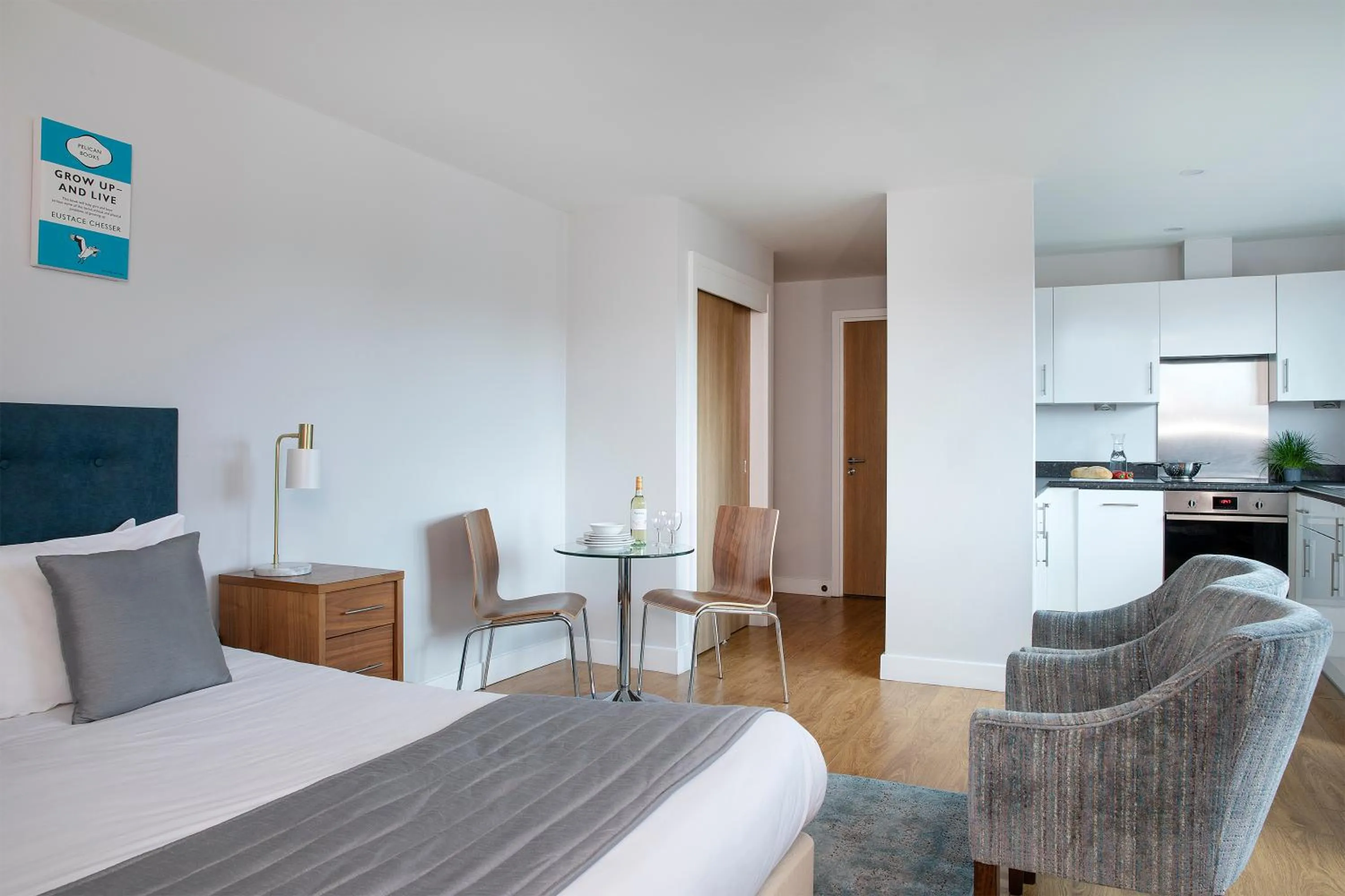 Studio Apartment in HQ Aparthotel Farnborough