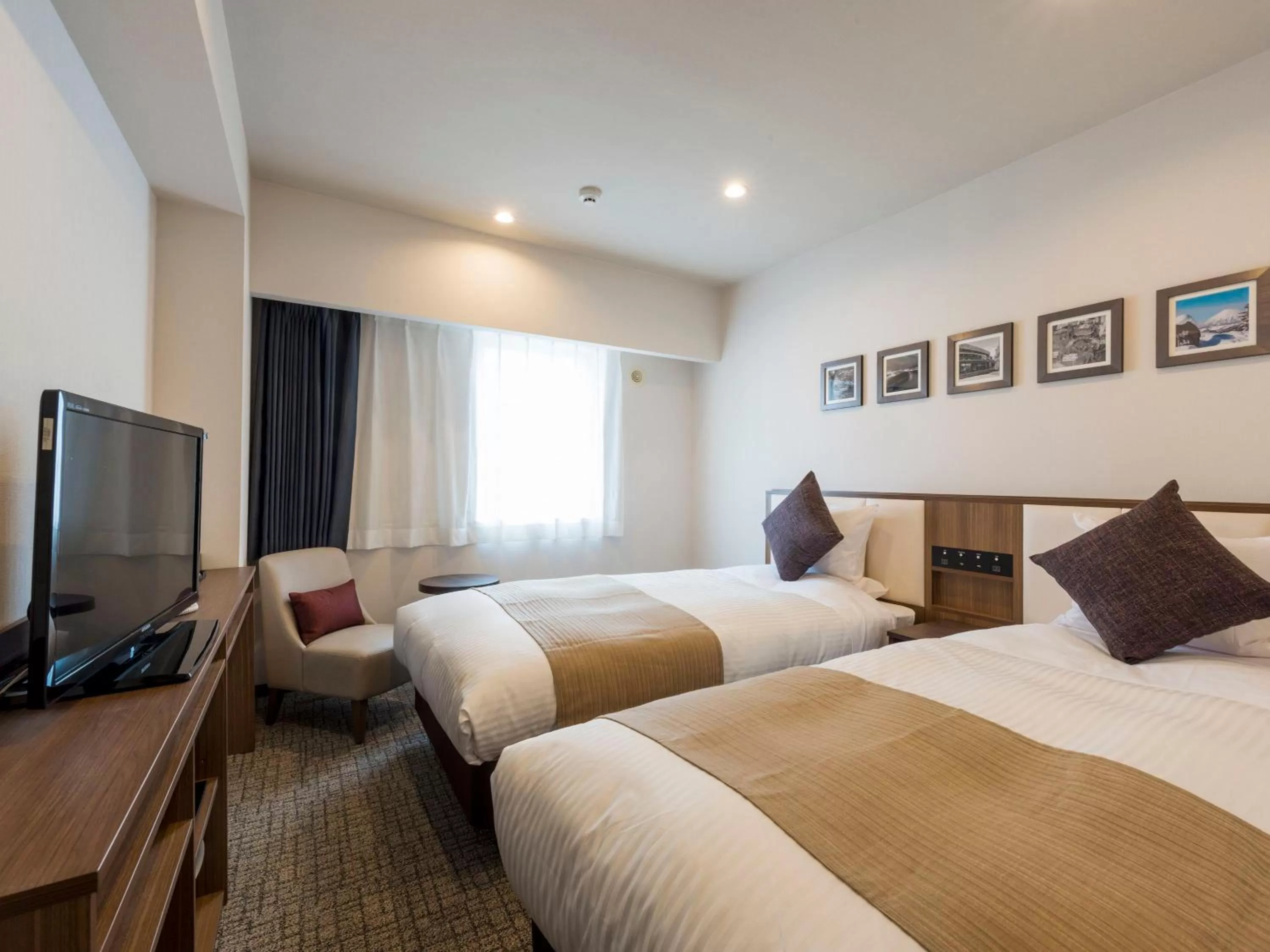 Twin Room - Smoking in HOTEL MYSTAYS Sapporo Nakajima Park Annex