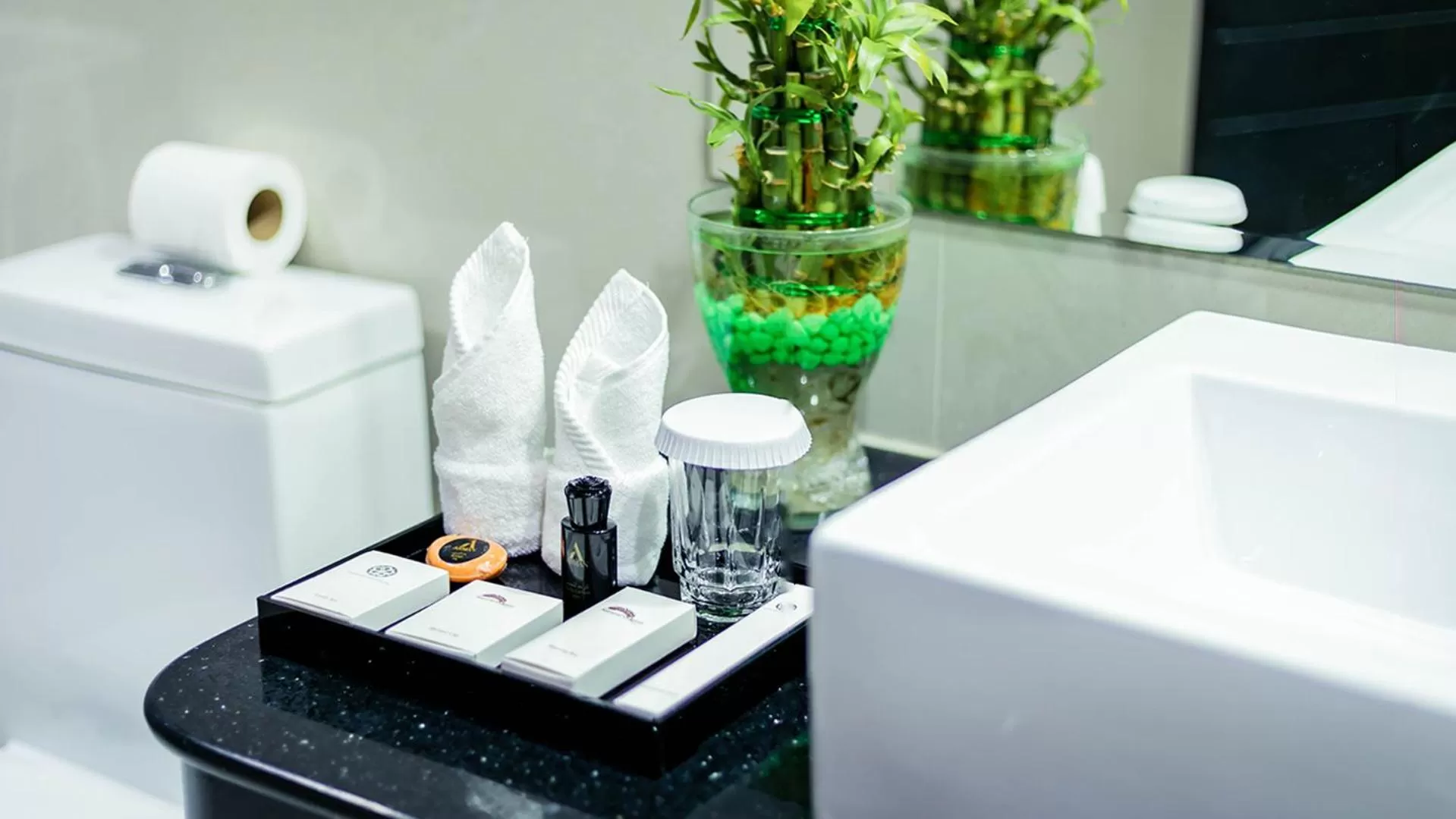 Superior Double Room in Arman Hotel Juffair Mall