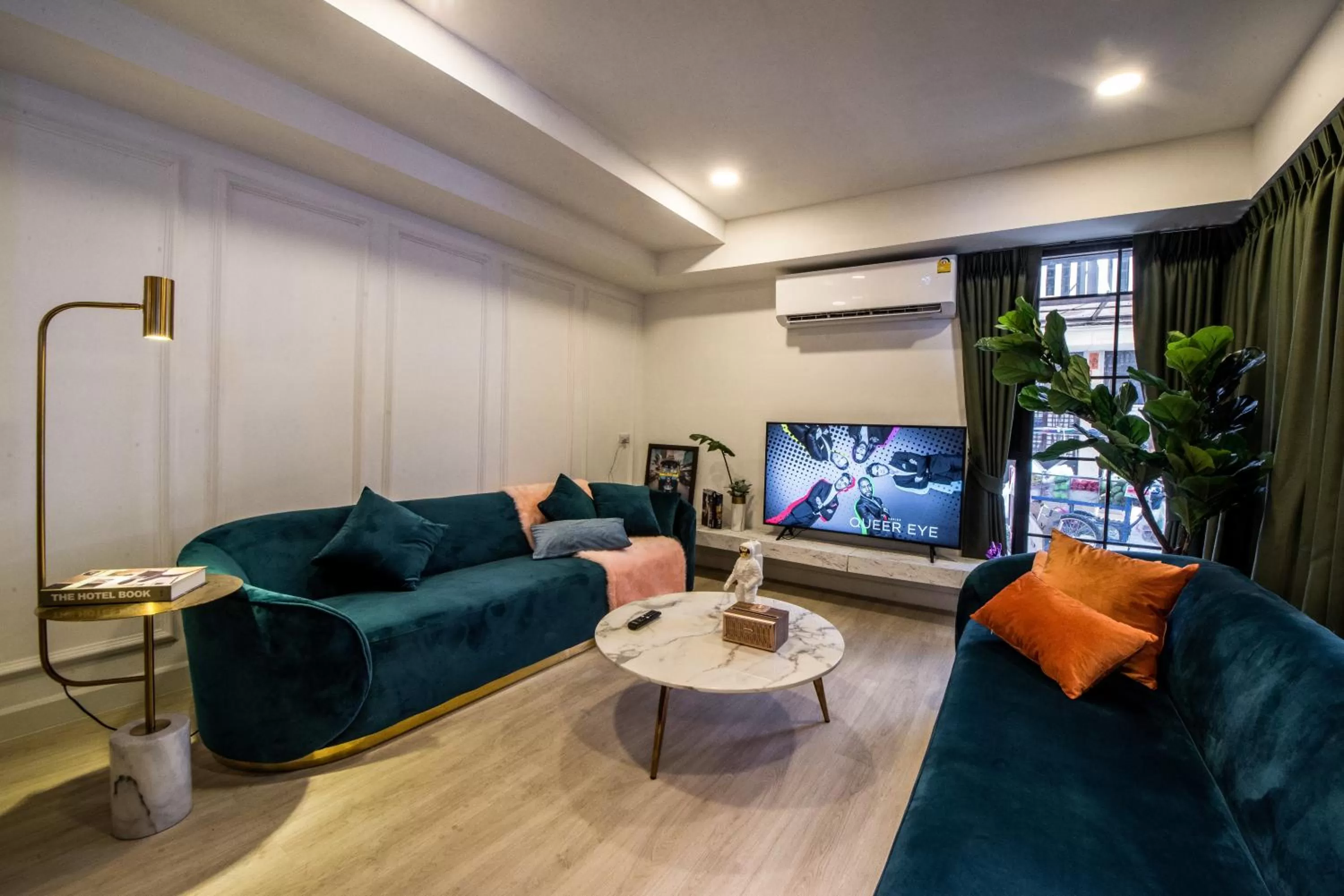 Two-Bedroom Suite in Theme Boutique Hotel Bangkok