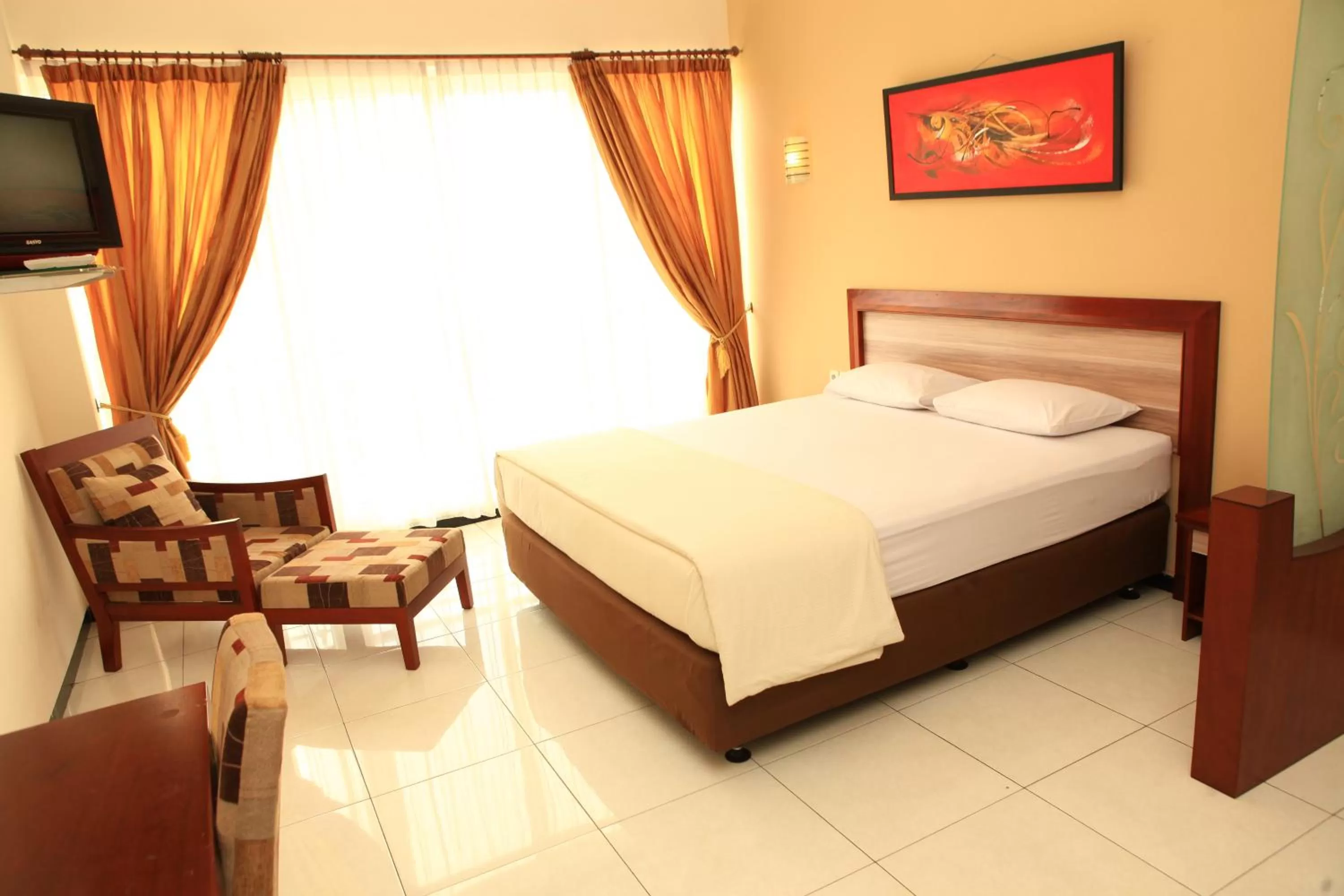 Deluxe Double Room in Arya Graha Semarang