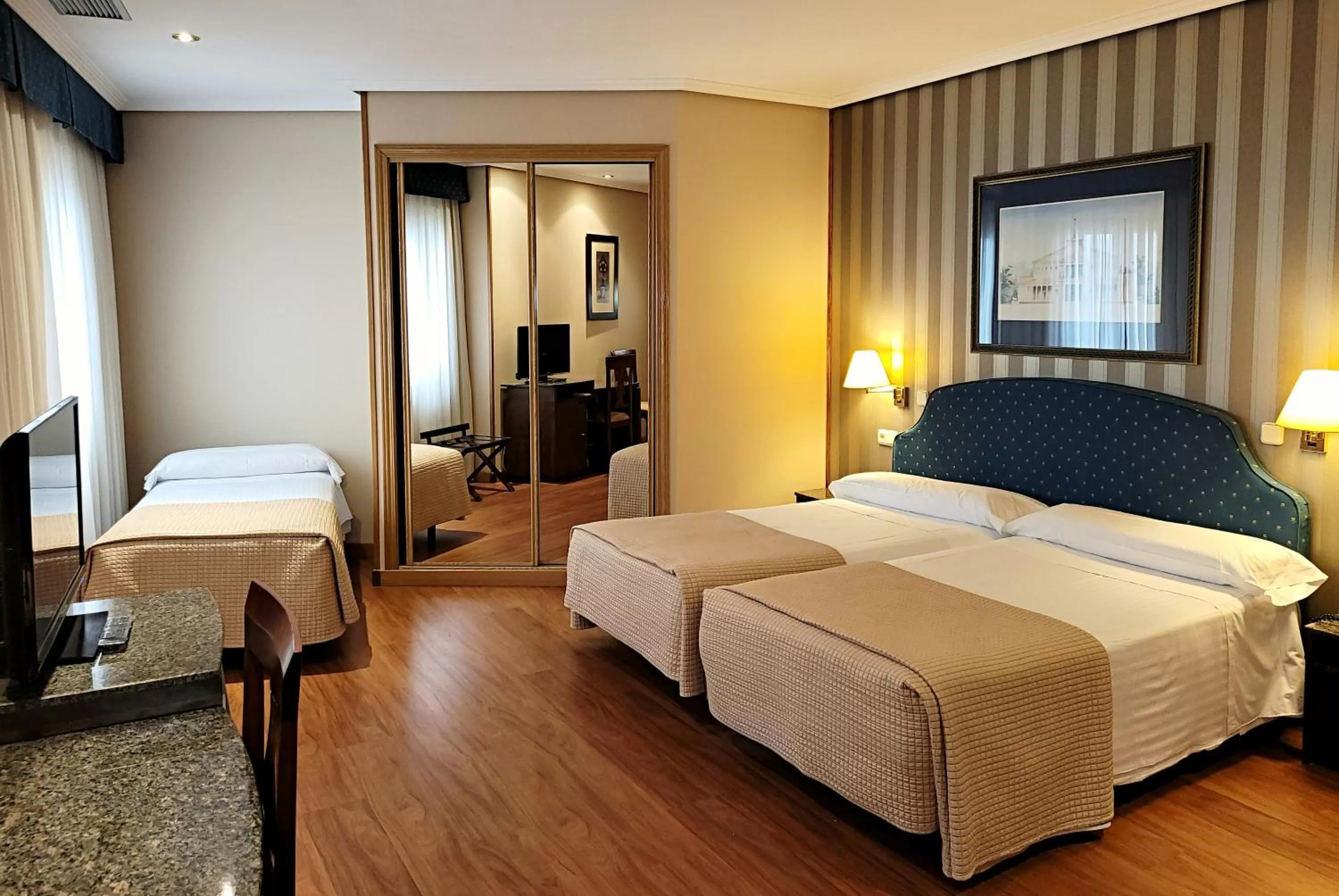 Double Room with Extra Bed in Hotel Imperial