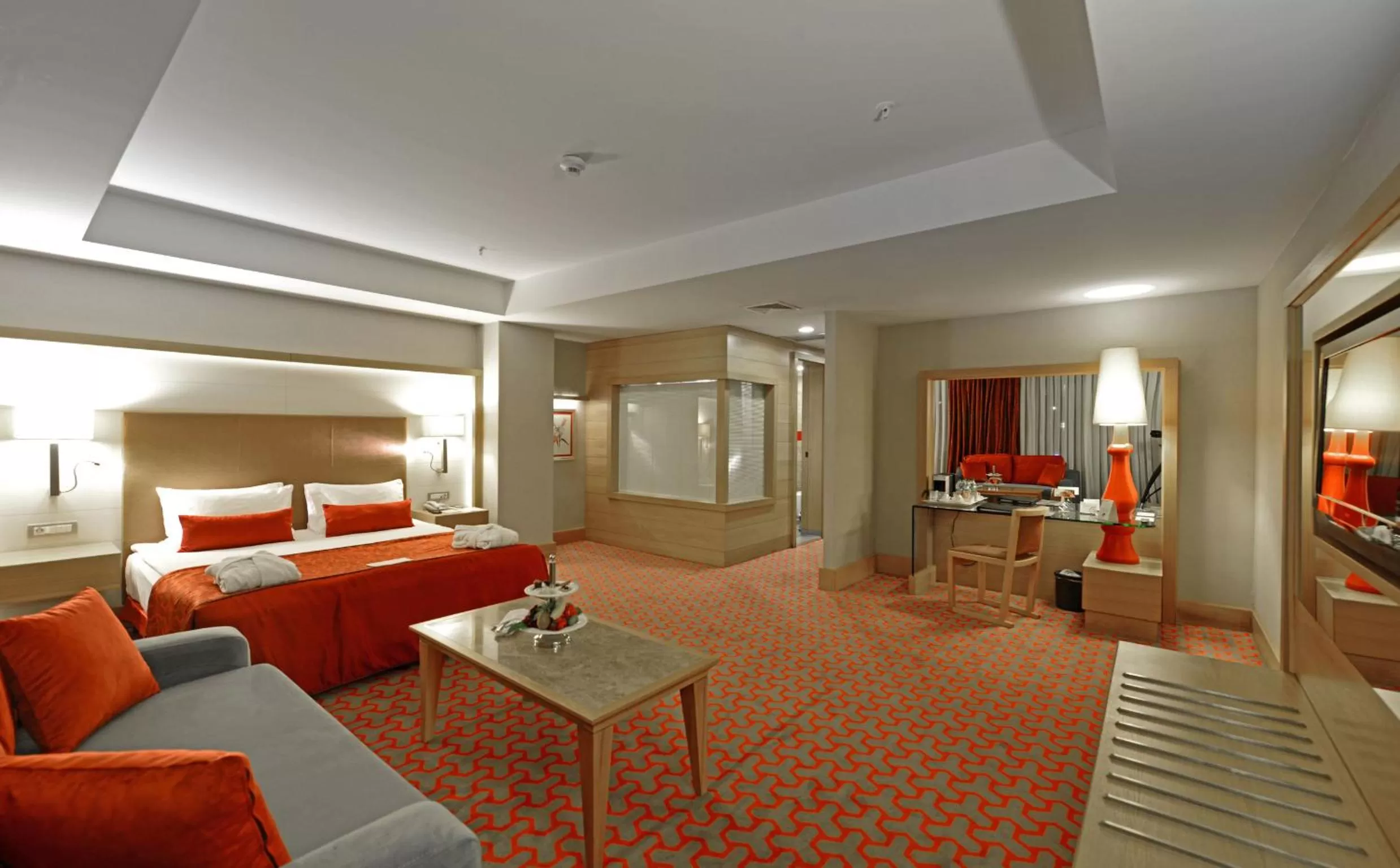 Grand Deluxe Room with Garden View in Divan Bursa