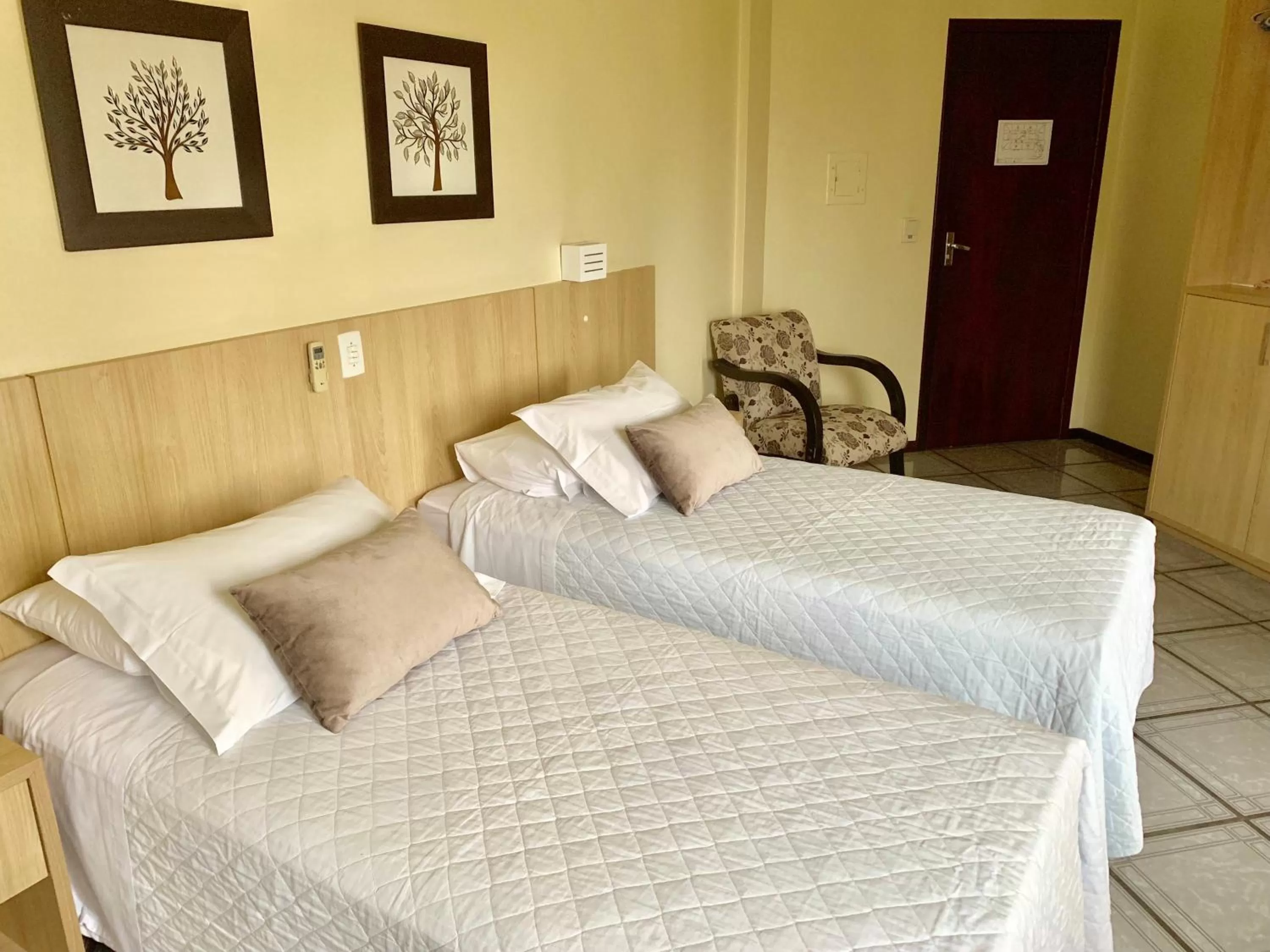 Bed in Hotel Apolo XVI