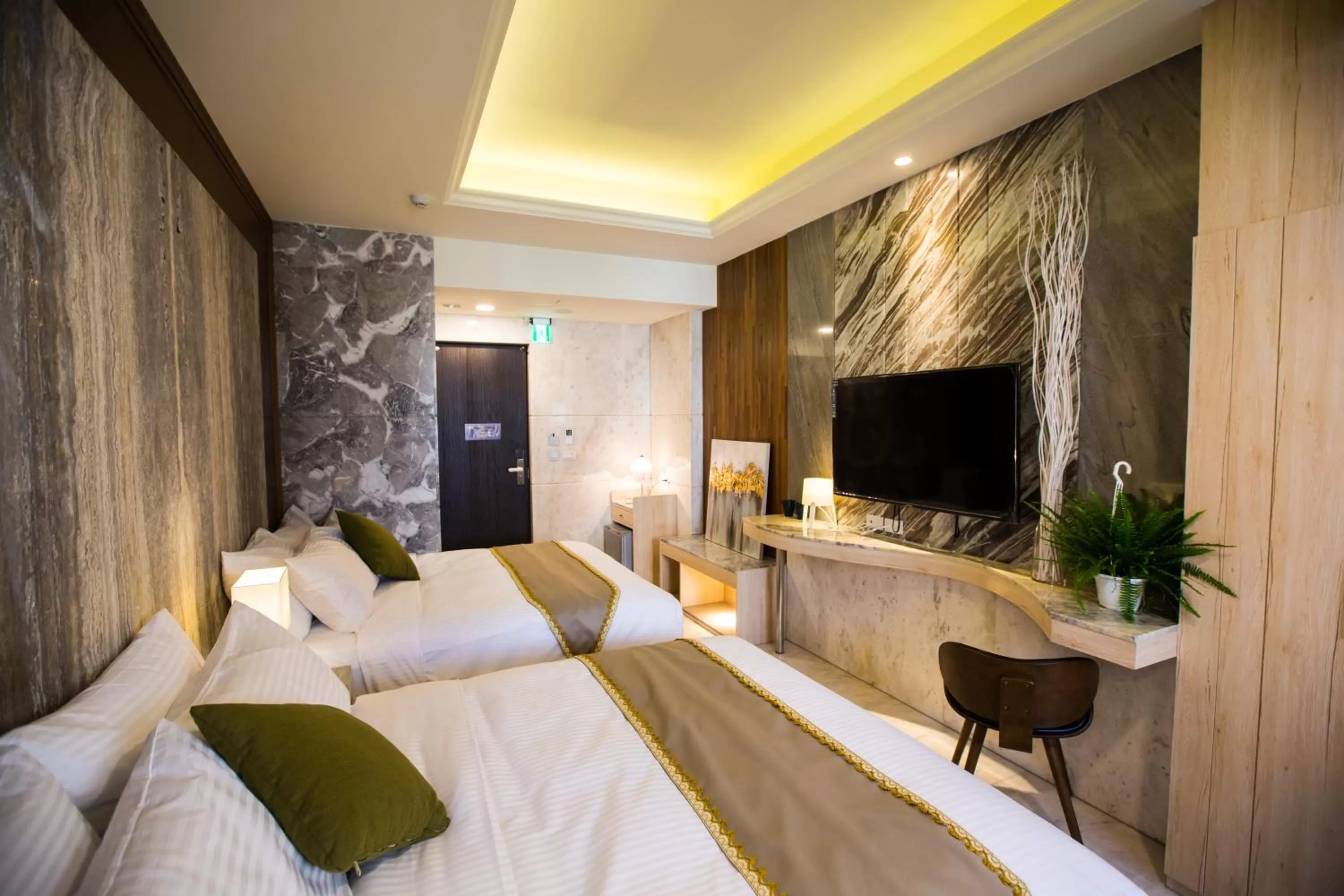 Deluxe Quadruple Room in Hotel Maple Taiwan Boulevard