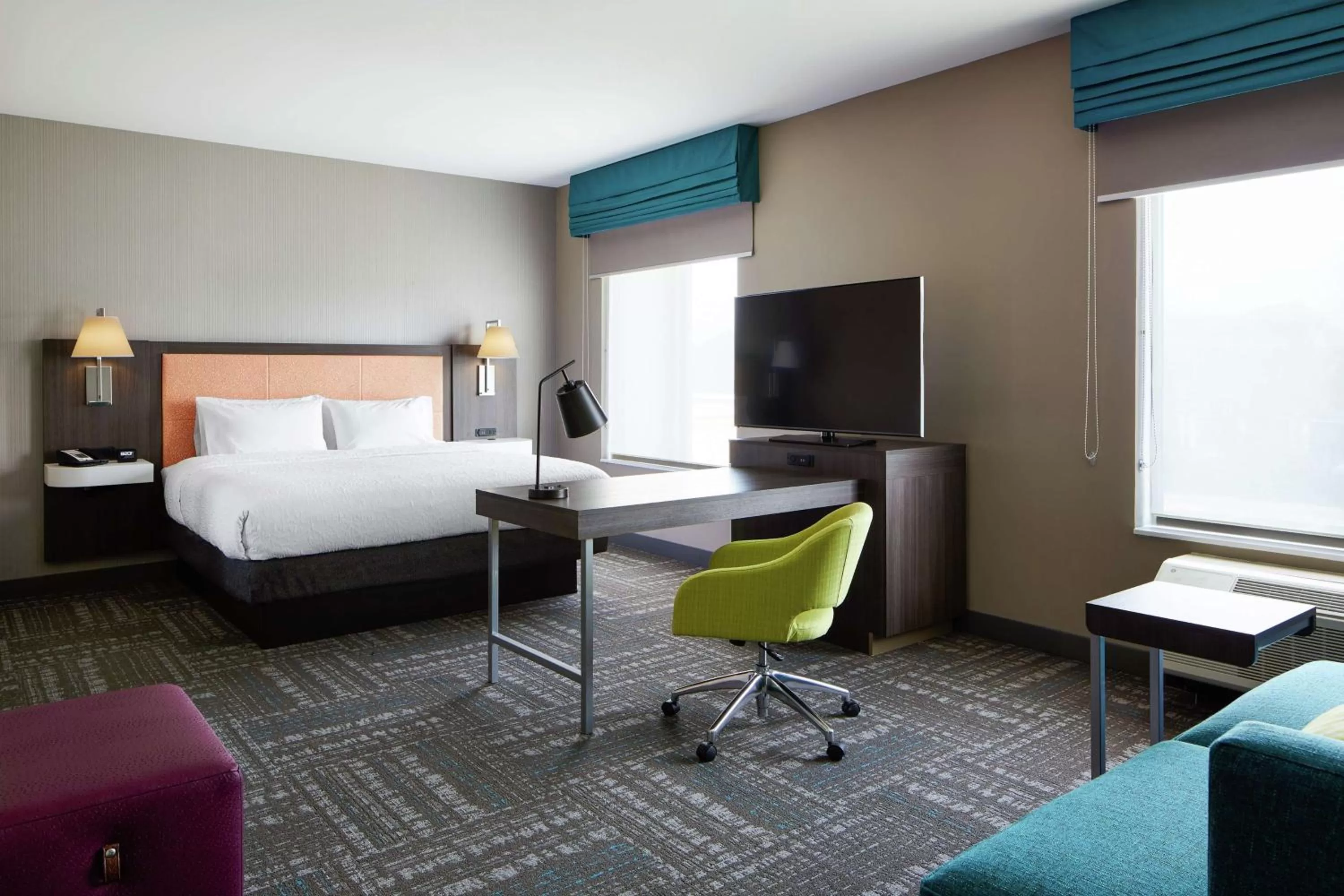 King Studio Suite - Hearing Accessible/Non-Smoking in Hampton Inn & Suites Chicago/Waukegan