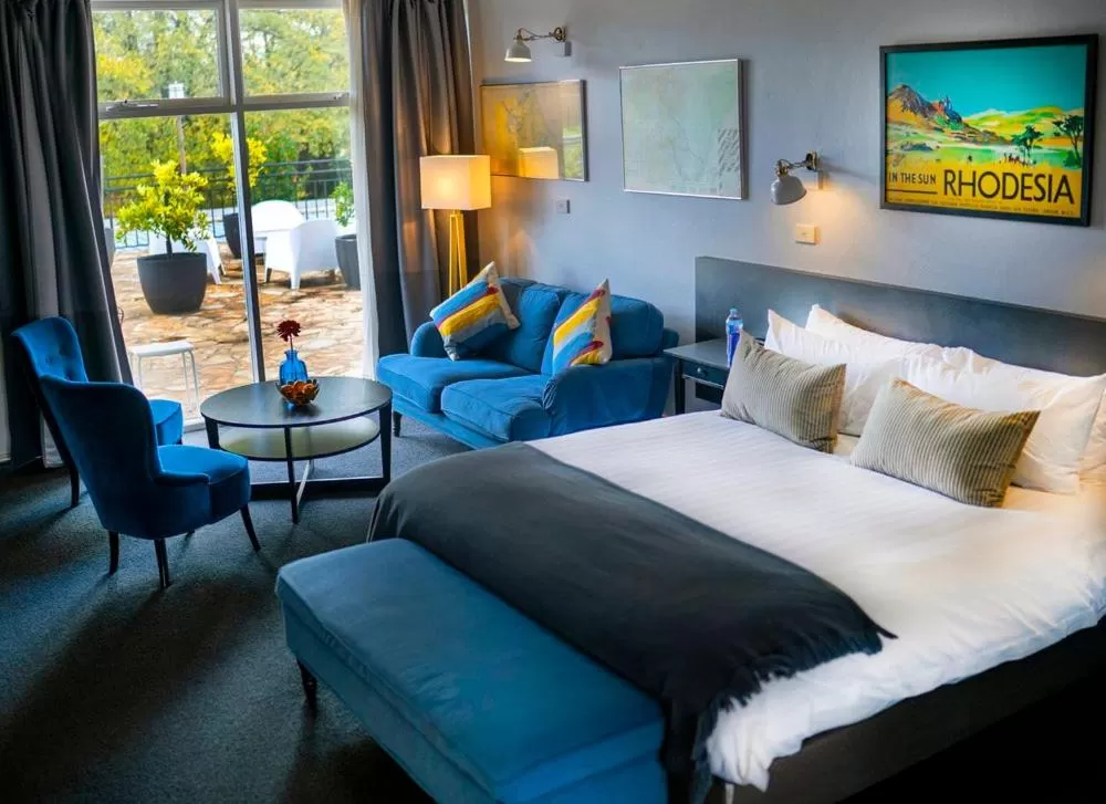 Oriana King Terrace Suite in The Oriana Orange - Retro Hotel & Resort