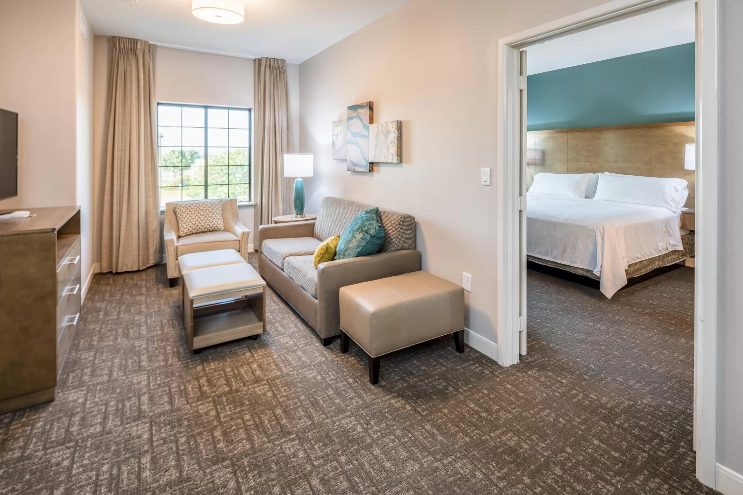 One-Bedroom King Suite in Staybridge Suites - Lake Jackson by IHG