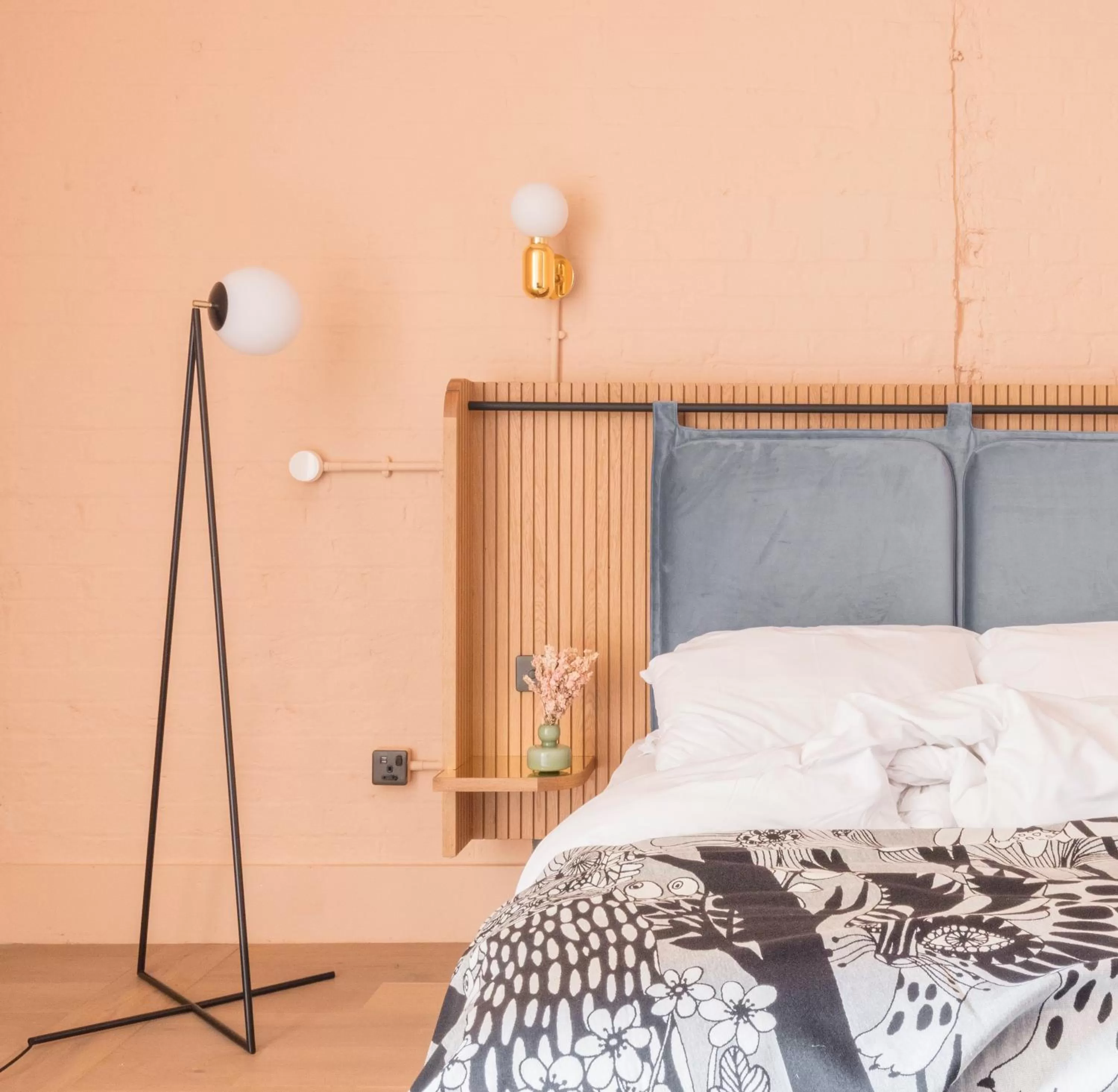 One Bedroom Suite in Whitworth Locke