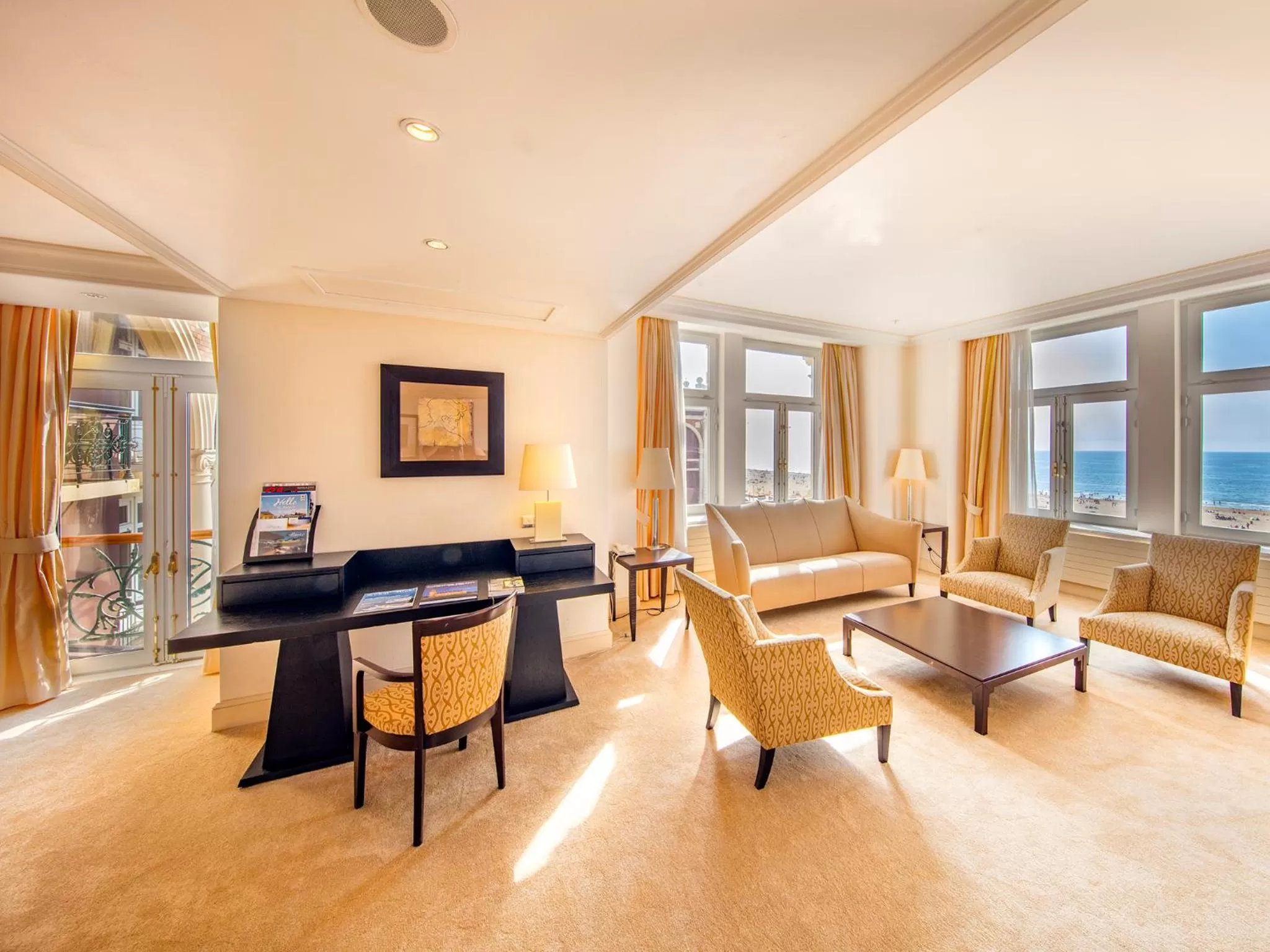 Presidential Suite in Grand Hotel Amrâth Kurhaus The Hague Scheveningen