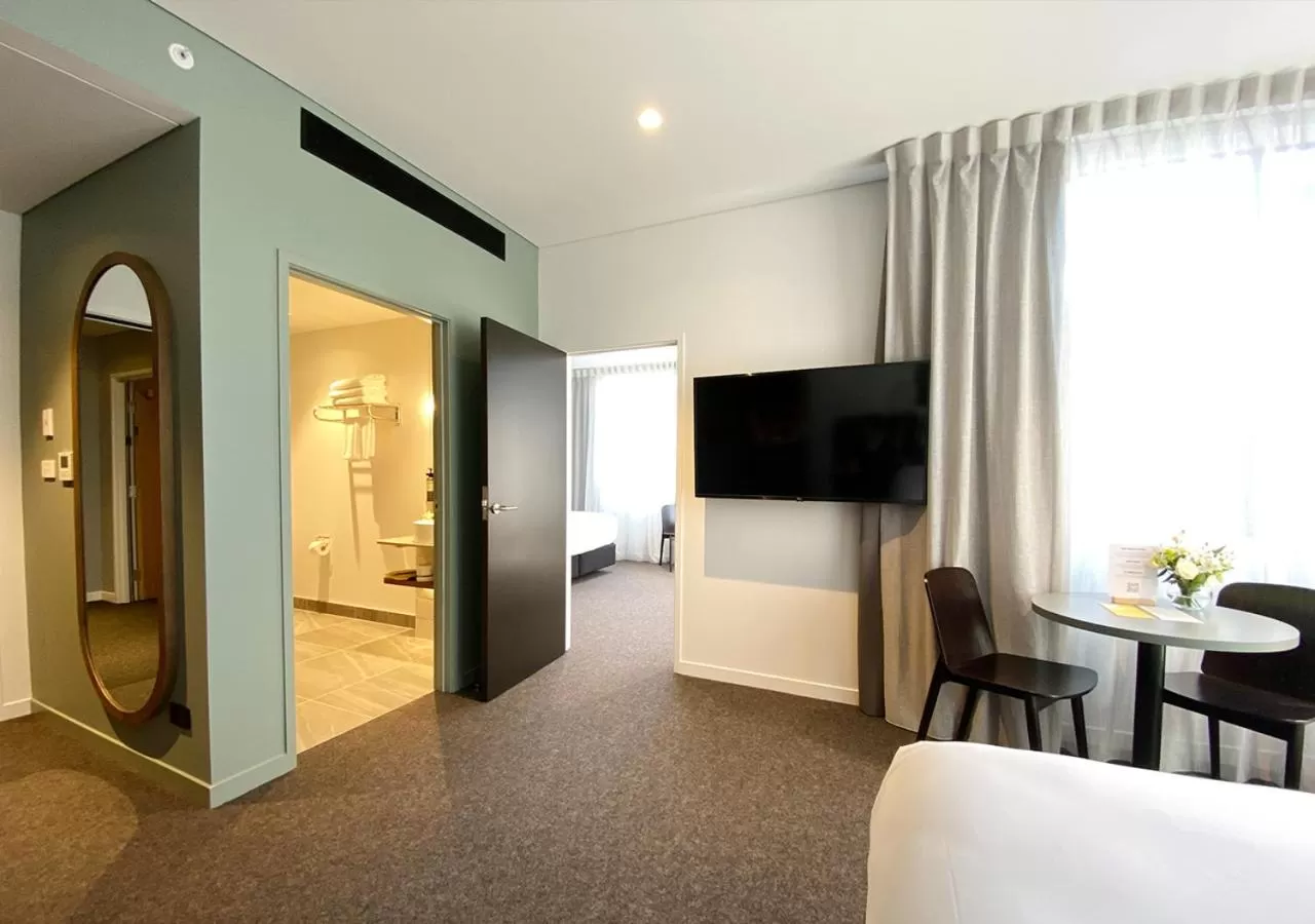 Two-Bedroom Suite in Sudima Queenstown Five Mile