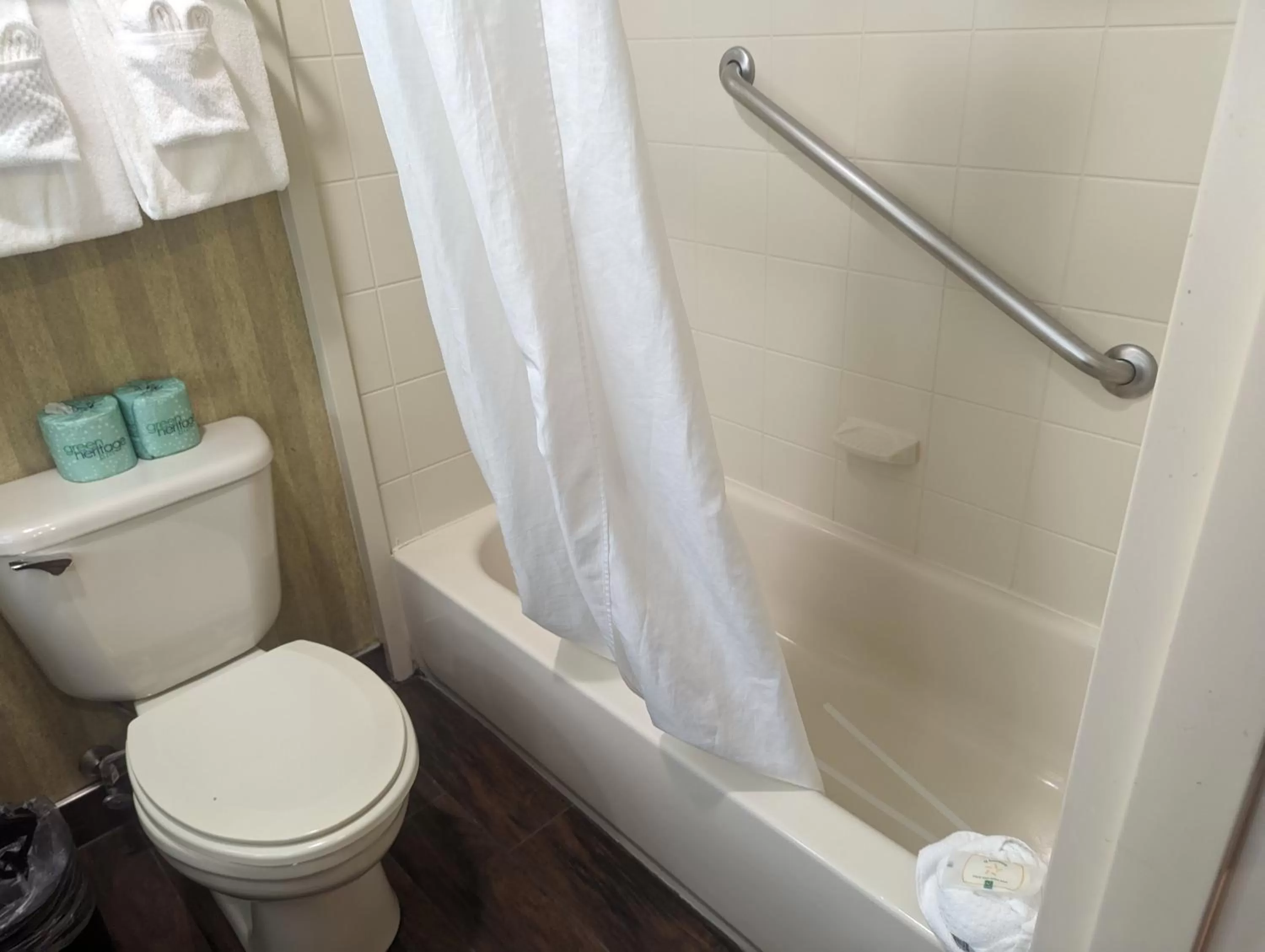 Queen Suite with Two Queen Beds - Non-Smoking in Quality Inn & Suites Northampton - Amherst