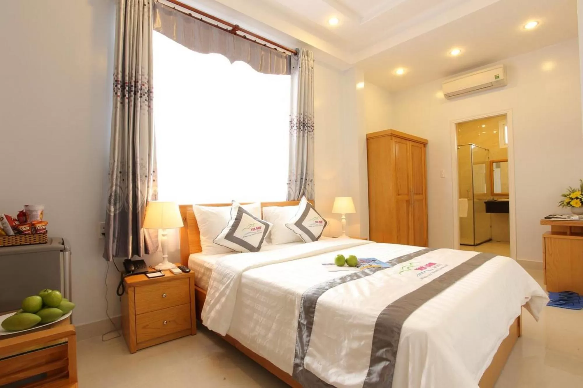 Superior Double Room in Yen Nam Hotel Nguyen Trong Tuyen
