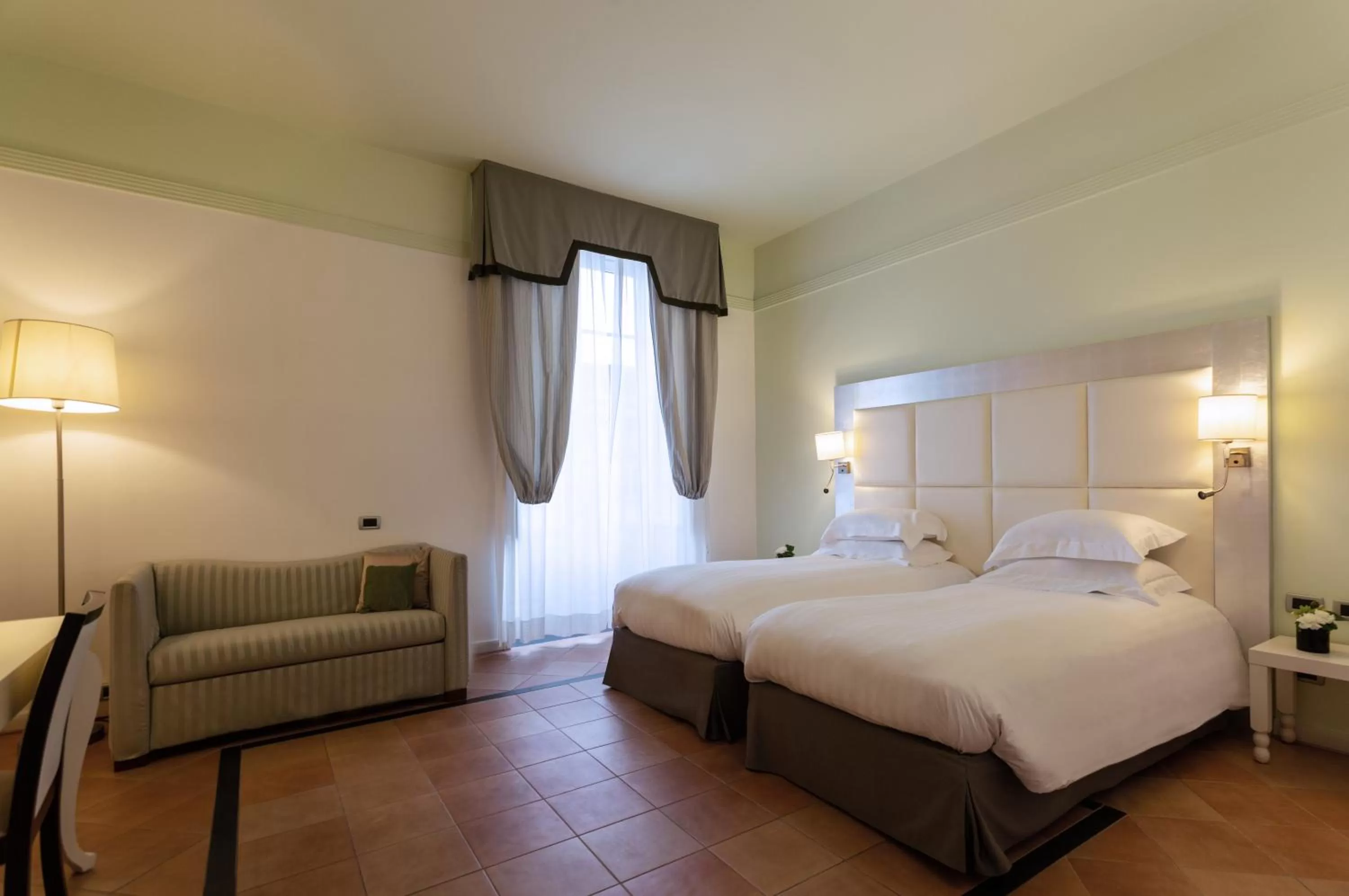 Superior Twin Room in Palazzo Caracciolo Naples