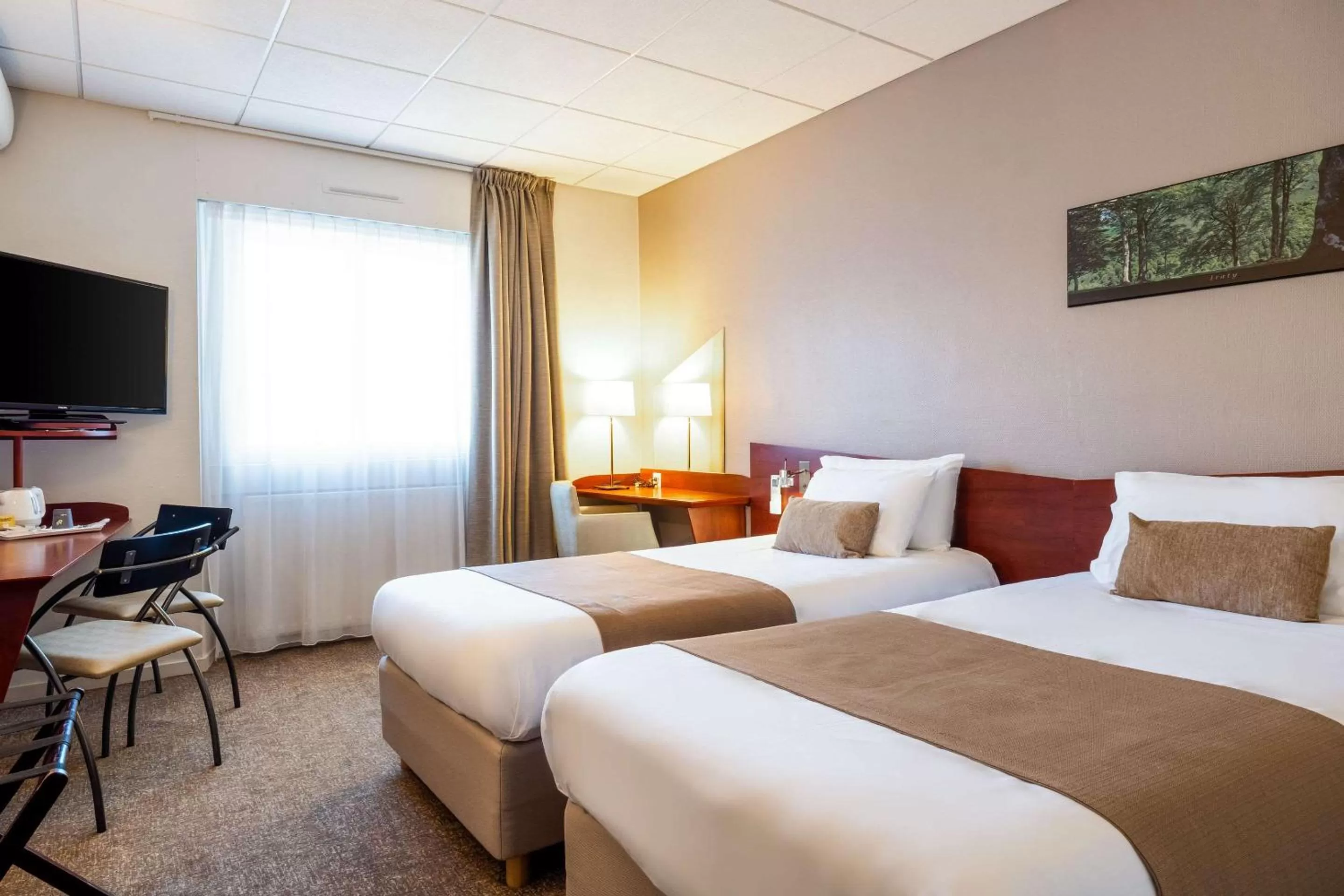Twin Room in Quality Hotel Pau Centre Bosquet